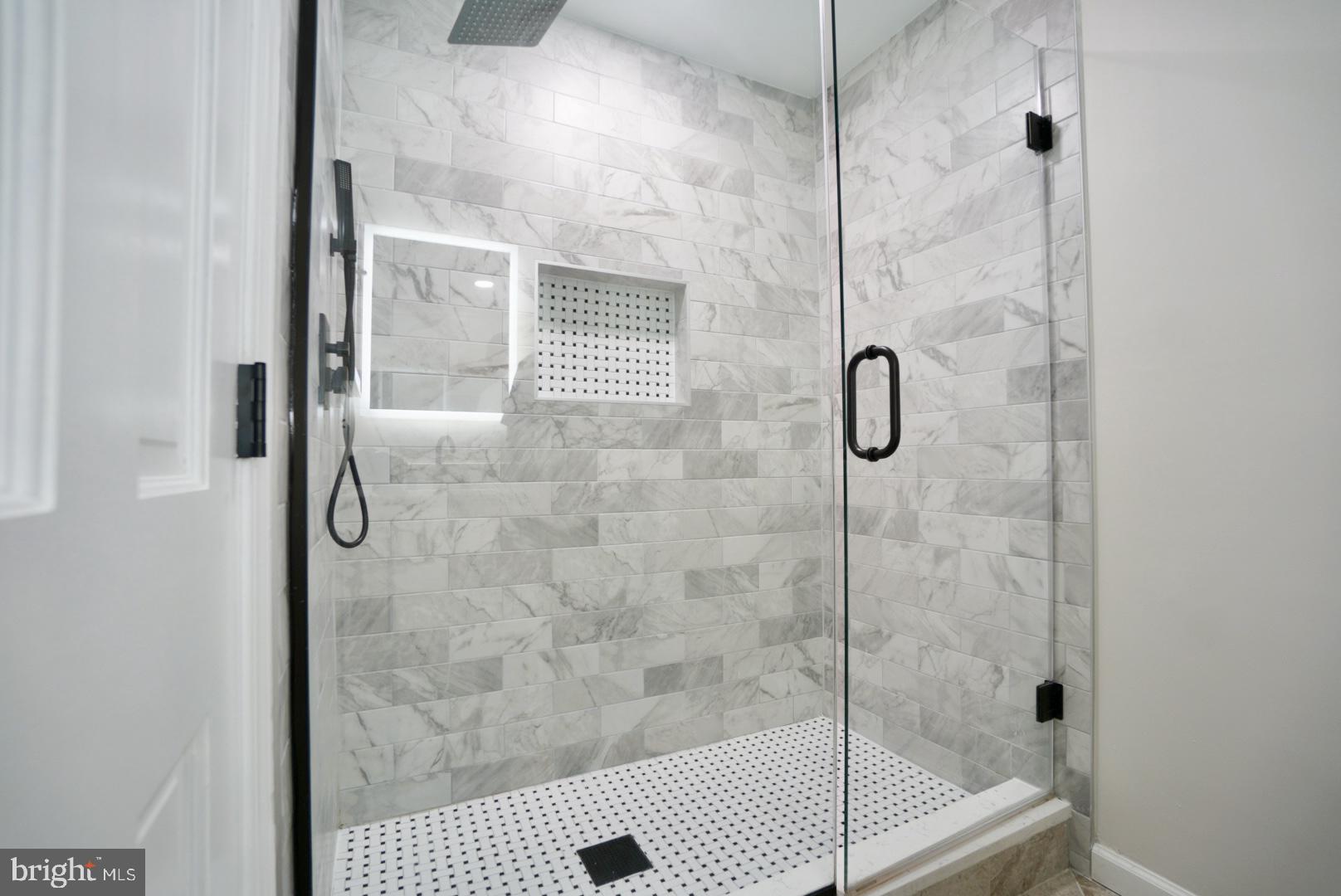 MONTCLAIR - Residential Lease