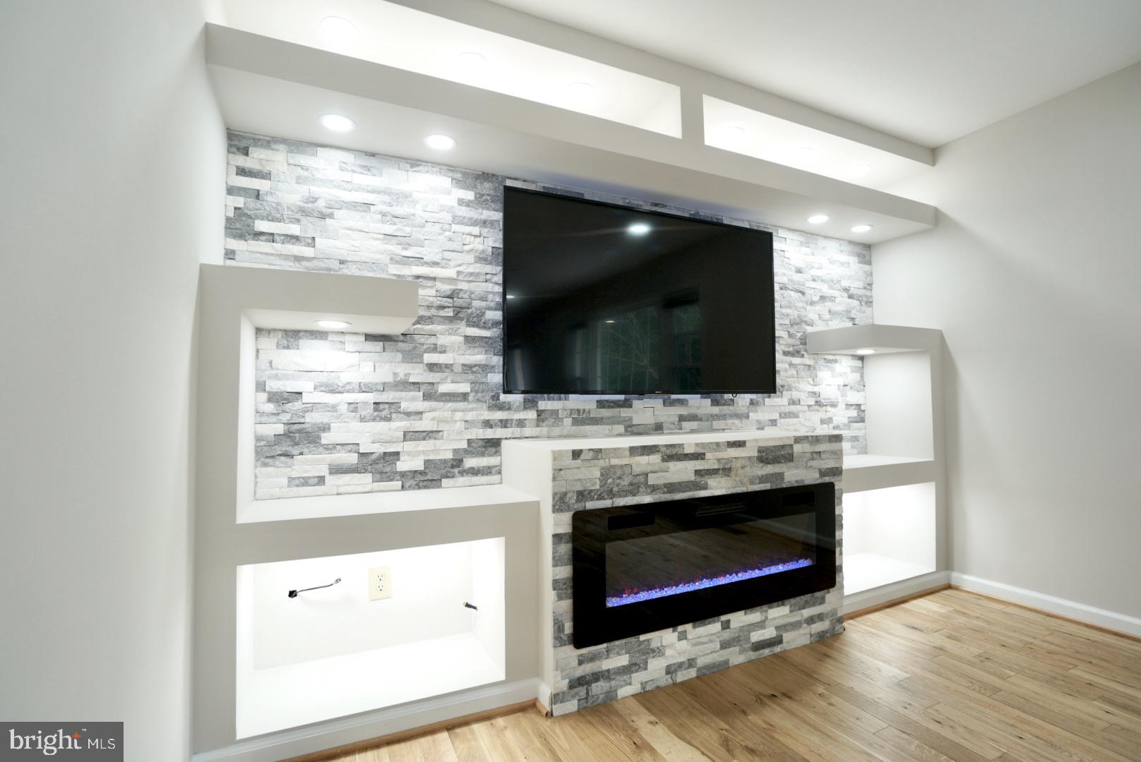 MONTCLAIR - Residential Lease