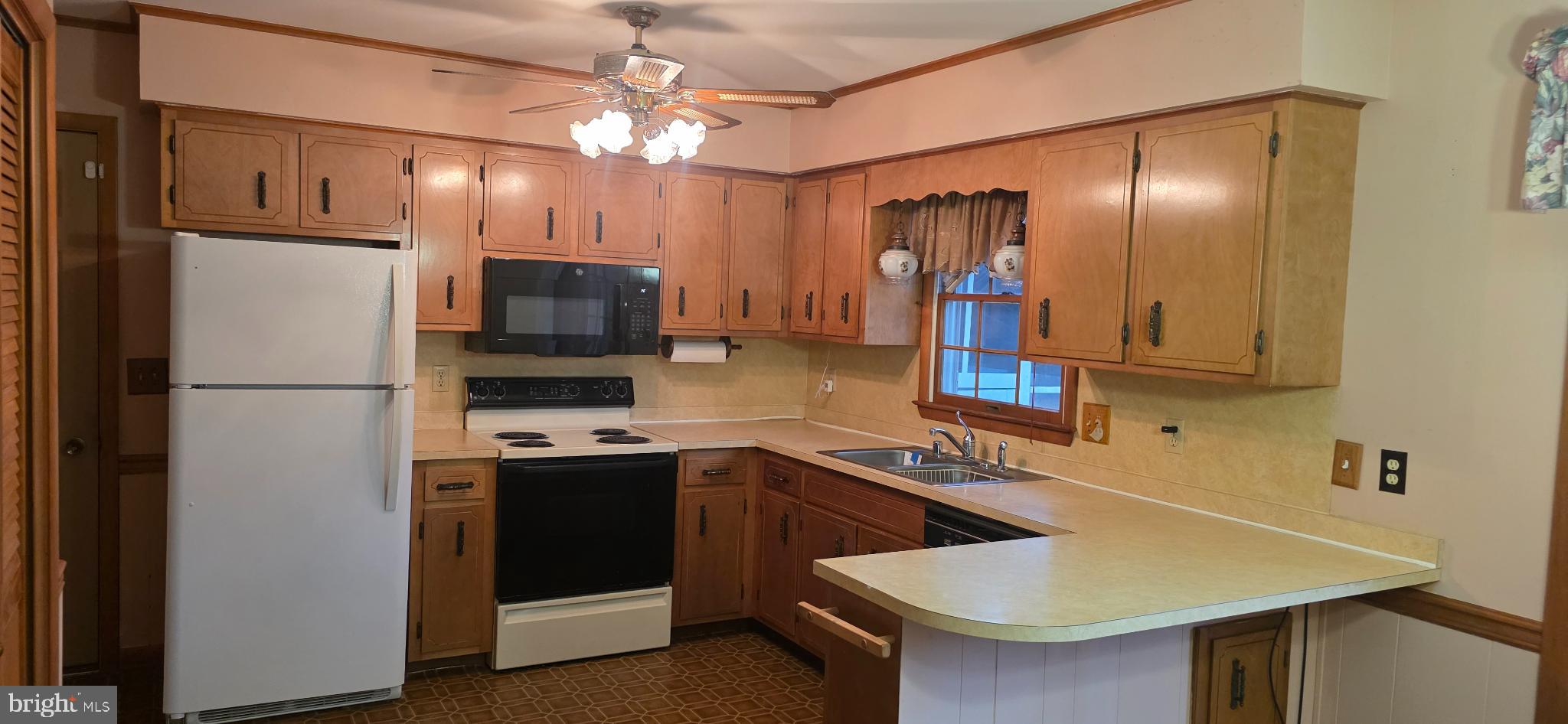 KENT ISLAND ESTATES - Residential