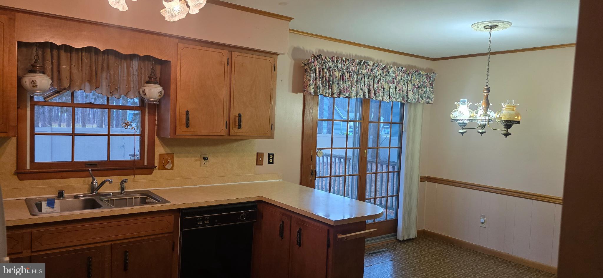 KENT ISLAND ESTATES - Residential