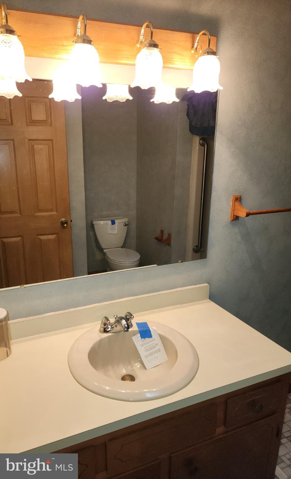 KENT ISLAND ESTATES - Residential