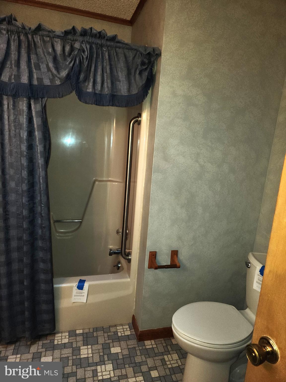 KENT ISLAND ESTATES - Residential