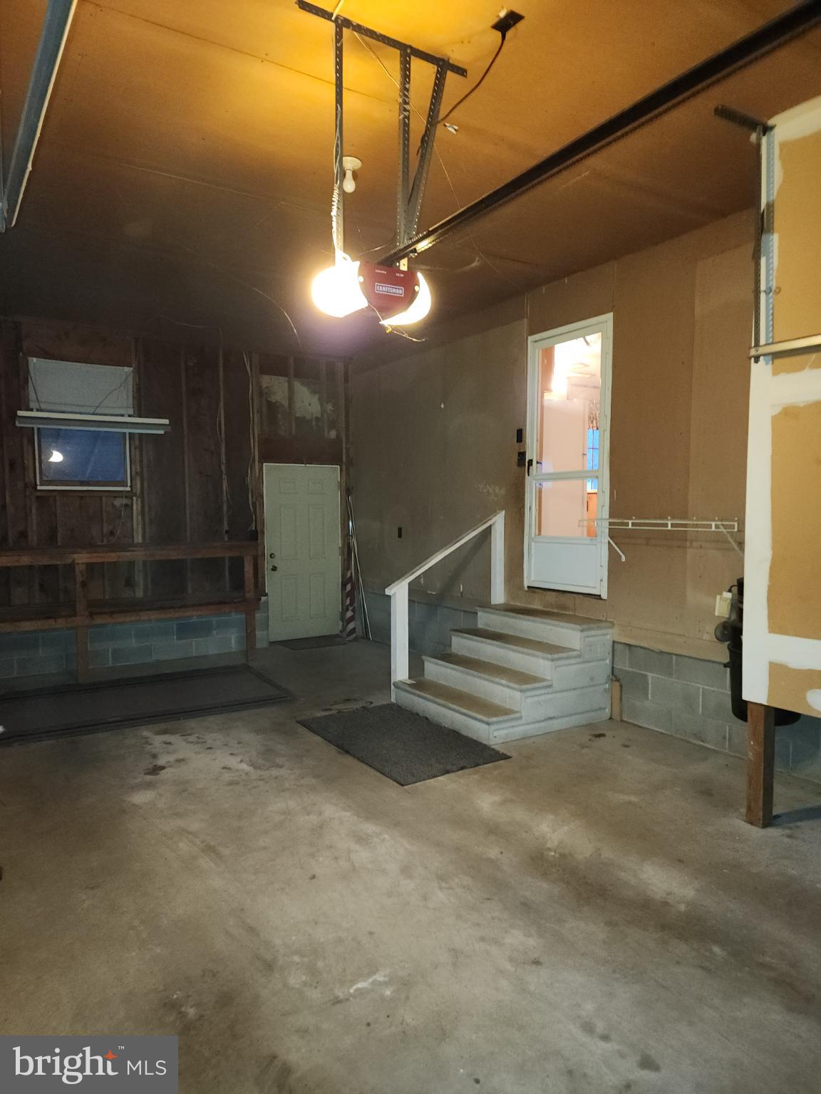 KENT ISLAND ESTATES - Residential