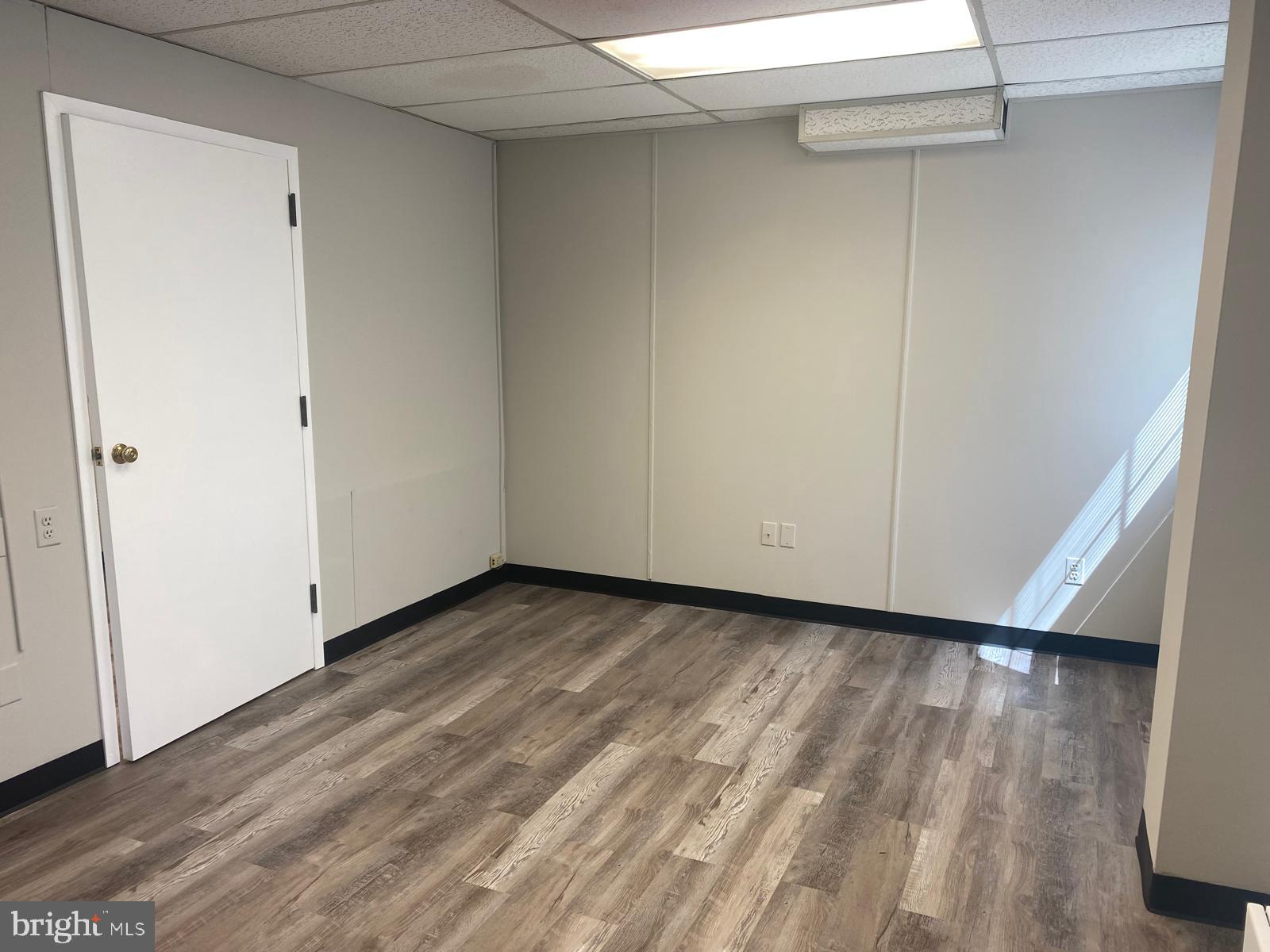 EMILY BREADY - Commercial Lease