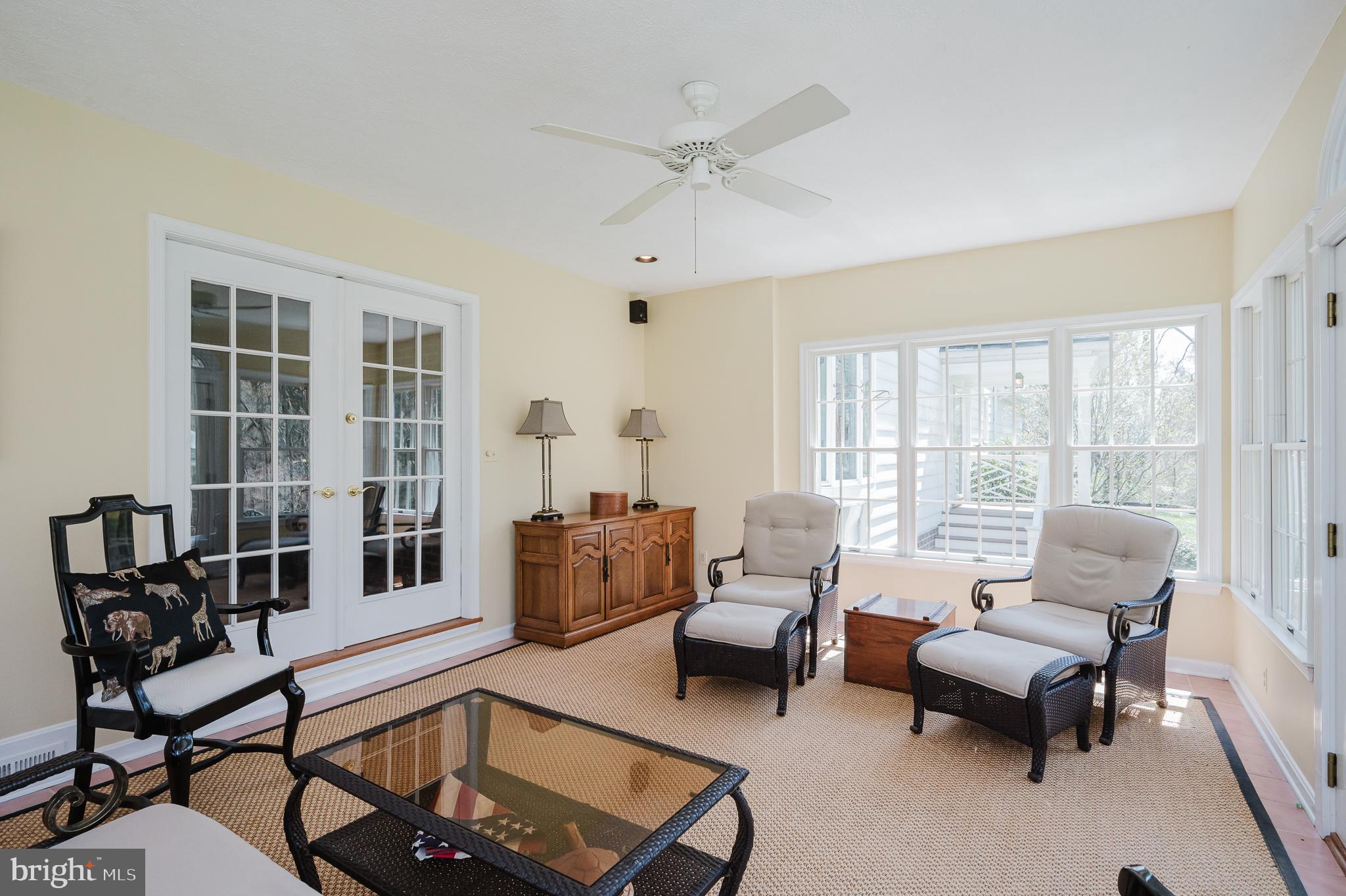 LONG GREEN MANOR - Residential