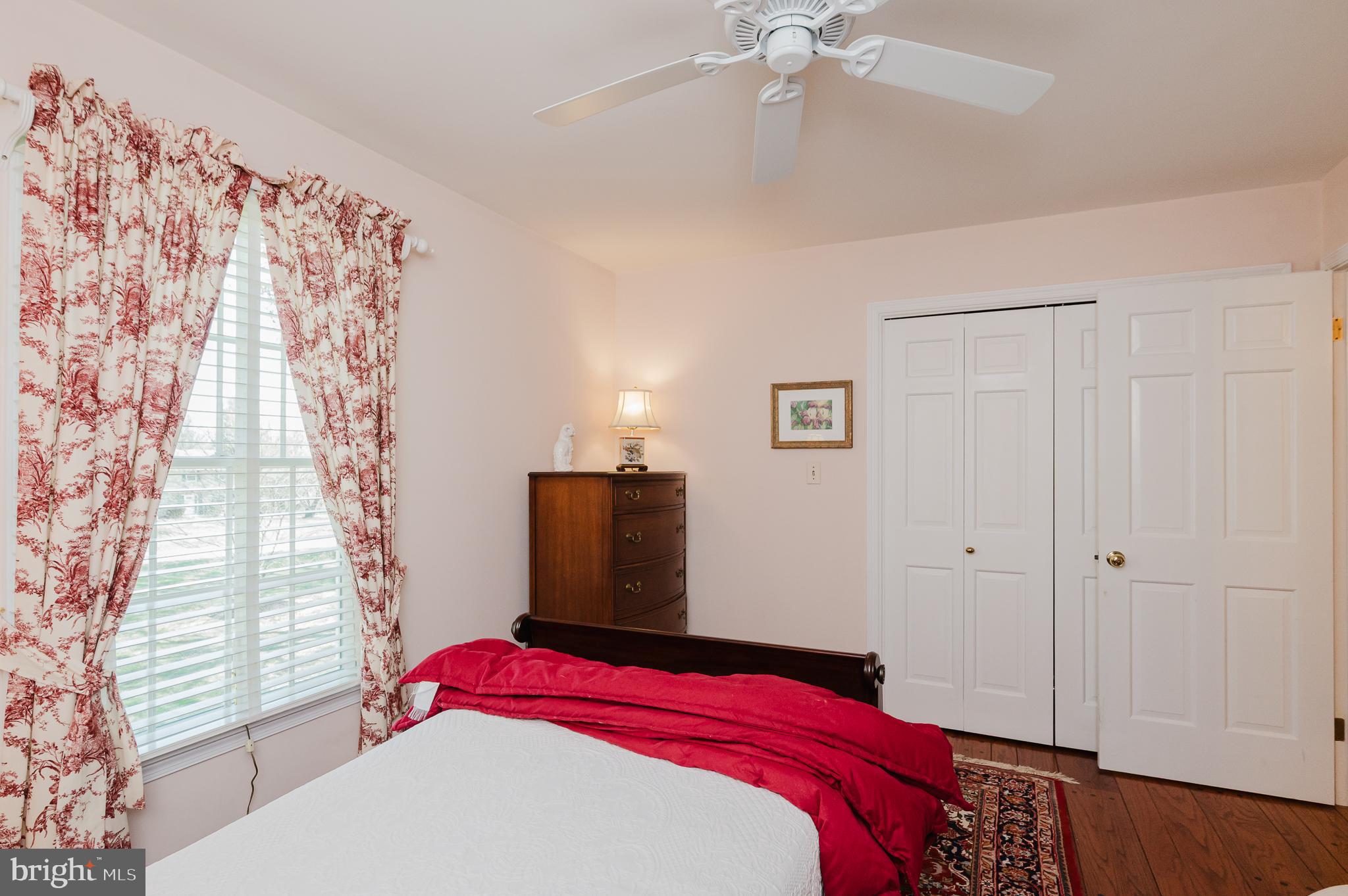 LONG GREEN MANOR - Residential