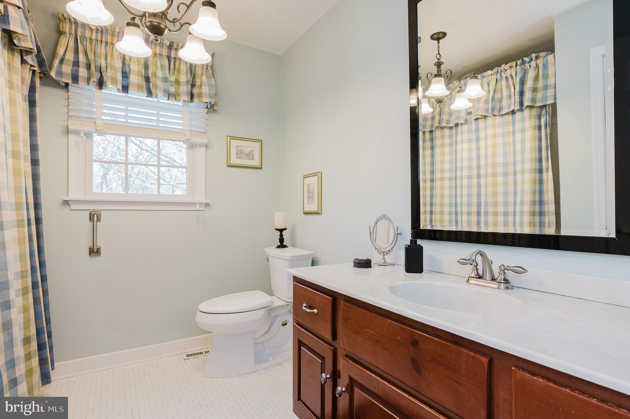 LONG GREEN MANOR - Residential