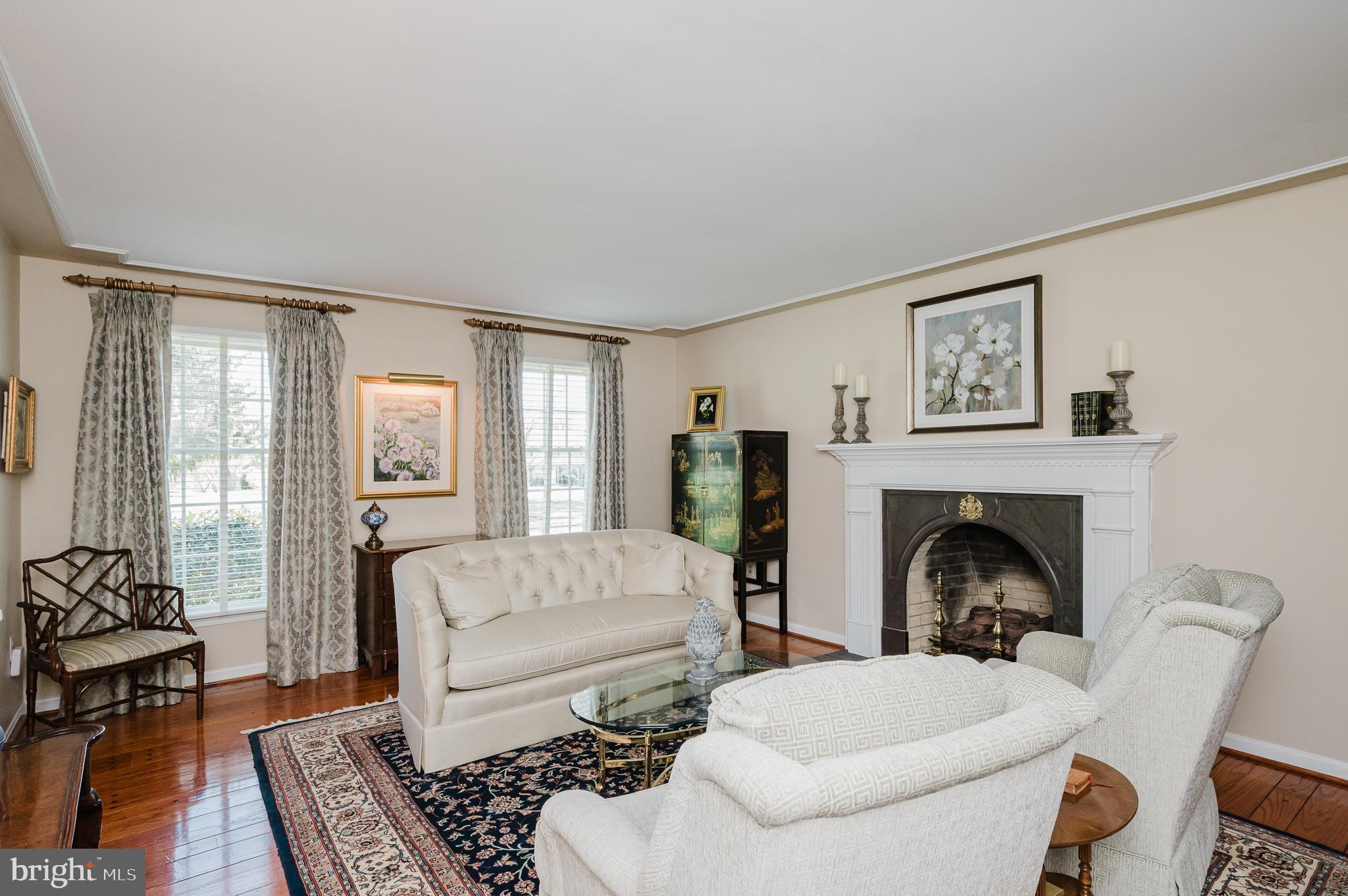 LONG GREEN MANOR - Residential