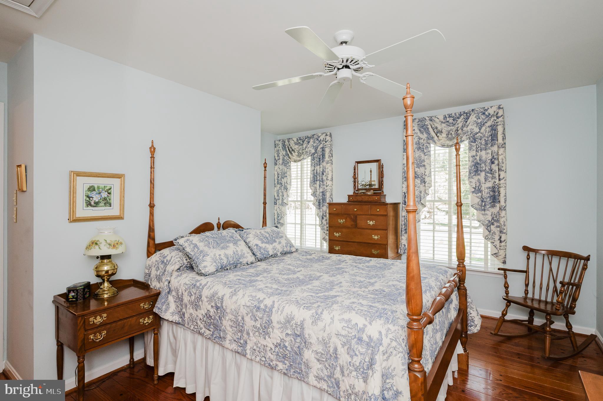 LONG GREEN MANOR - Residential