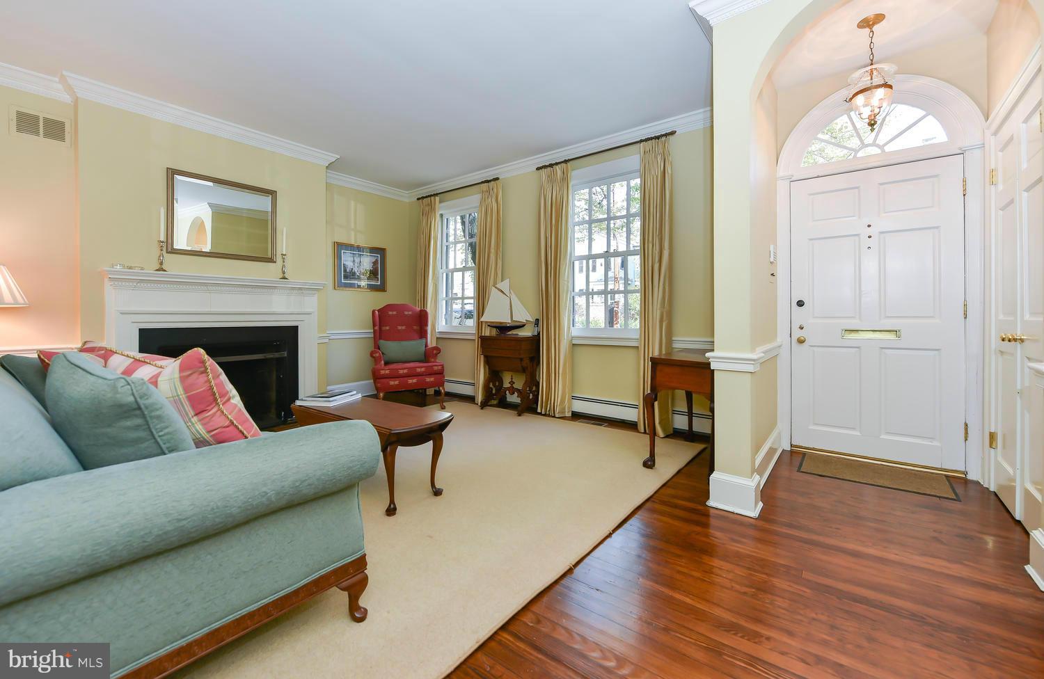 OLD TOWN - Residential