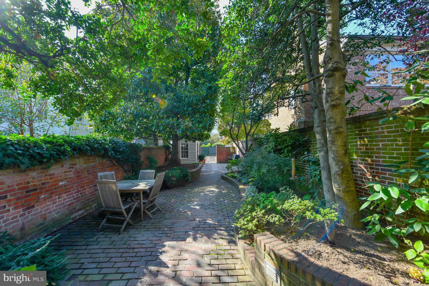 OLD TOWN - Residential