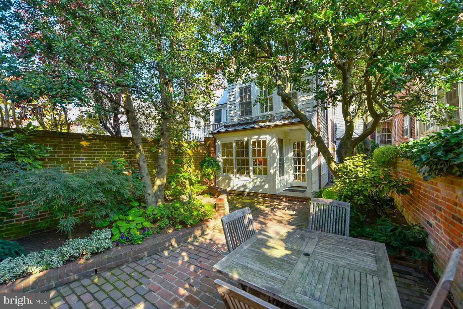 OLD TOWN - Residential