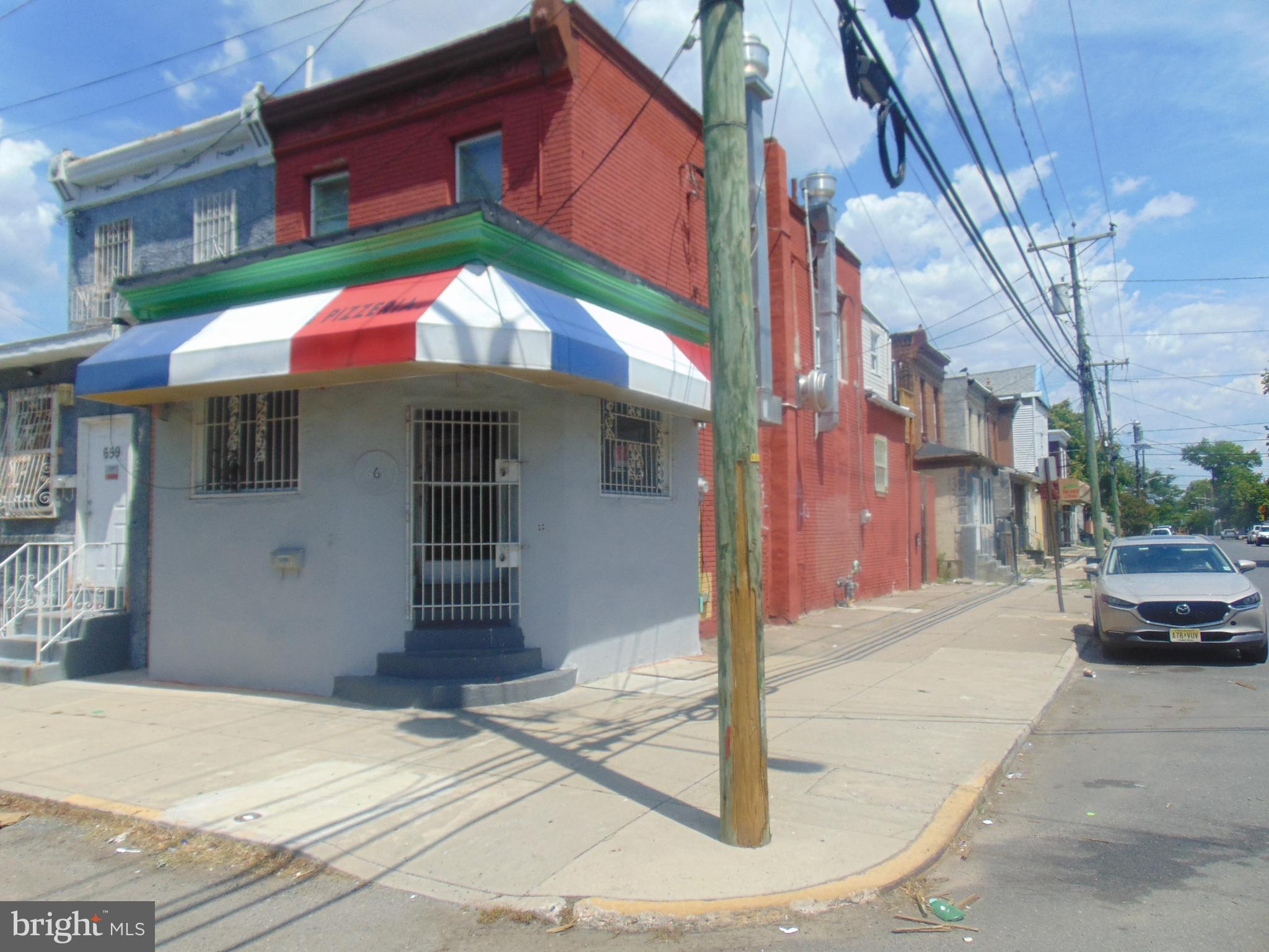 661 GRANT STREET