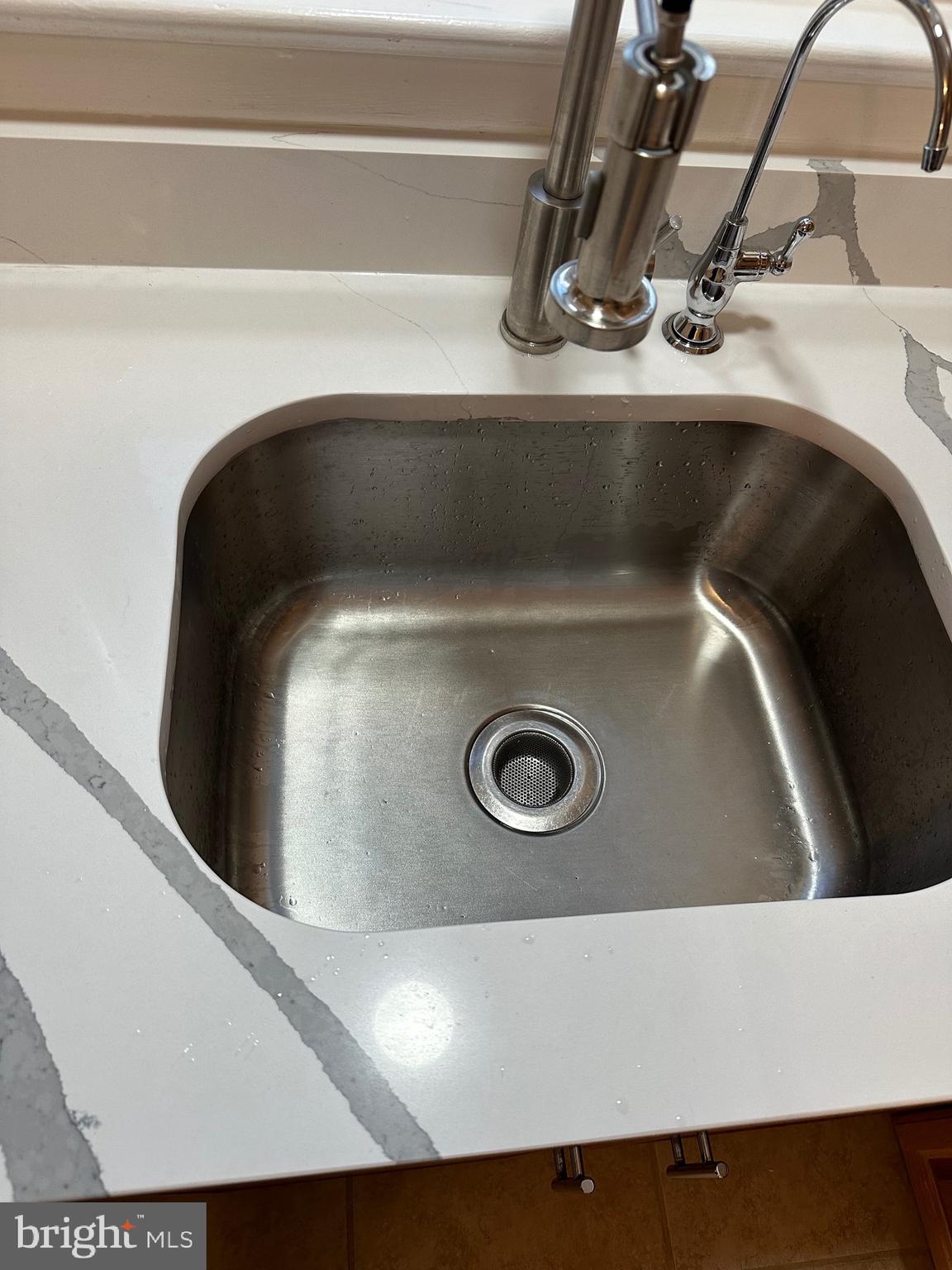 HUNGERFORD - Residential