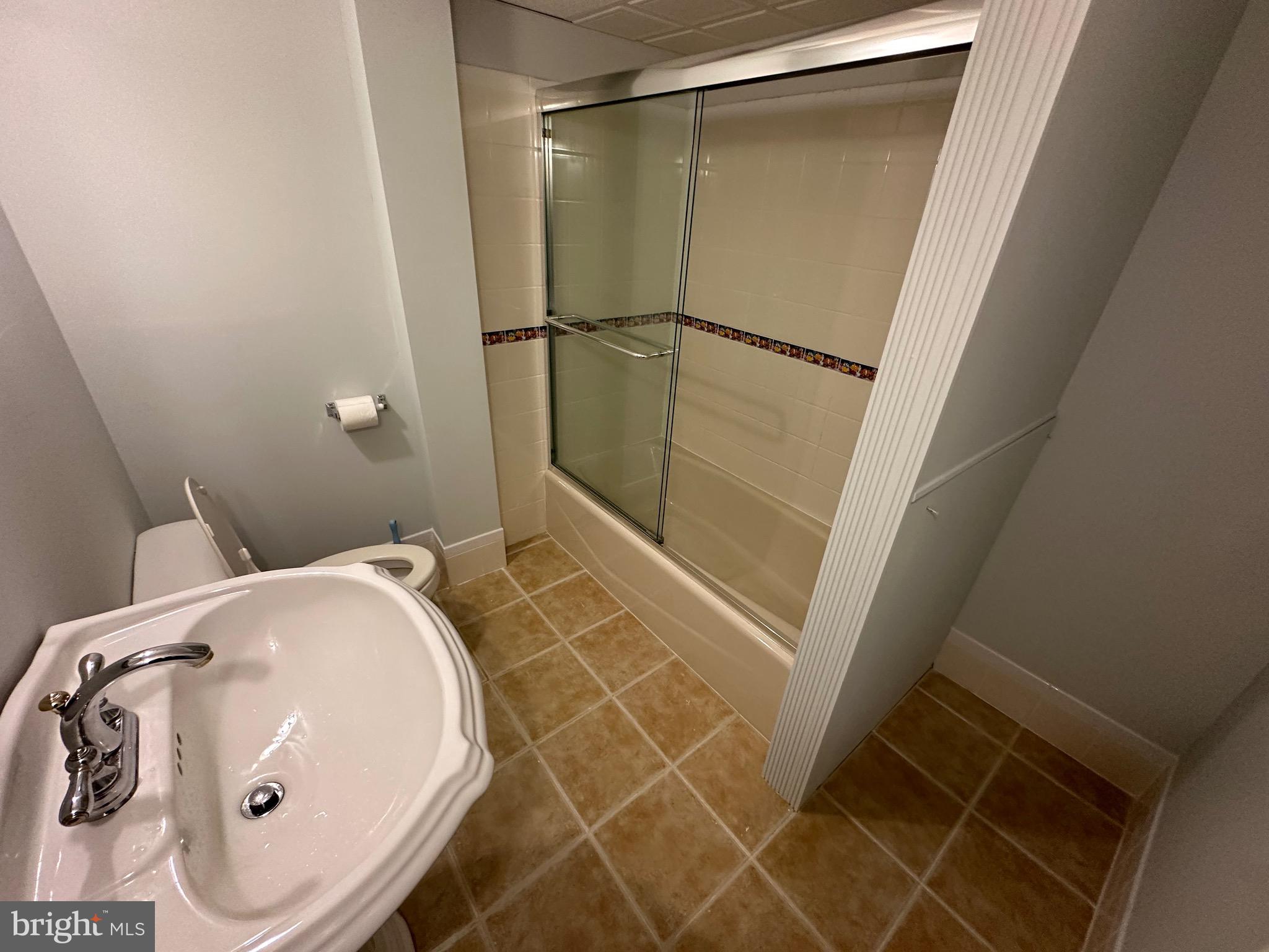 HUNGERFORD - Residential