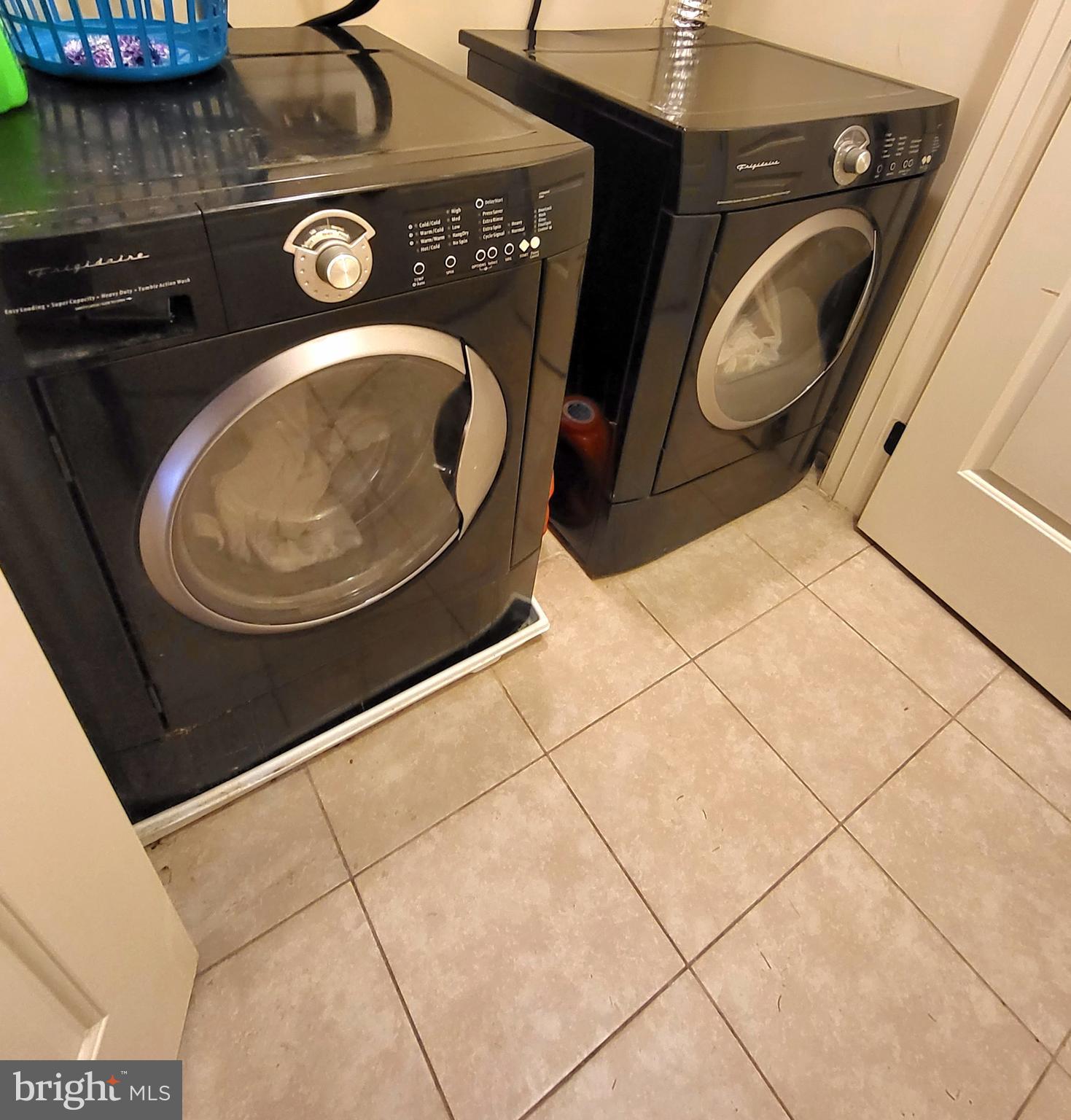 WESTMINISTER HEIGHTS - Residential