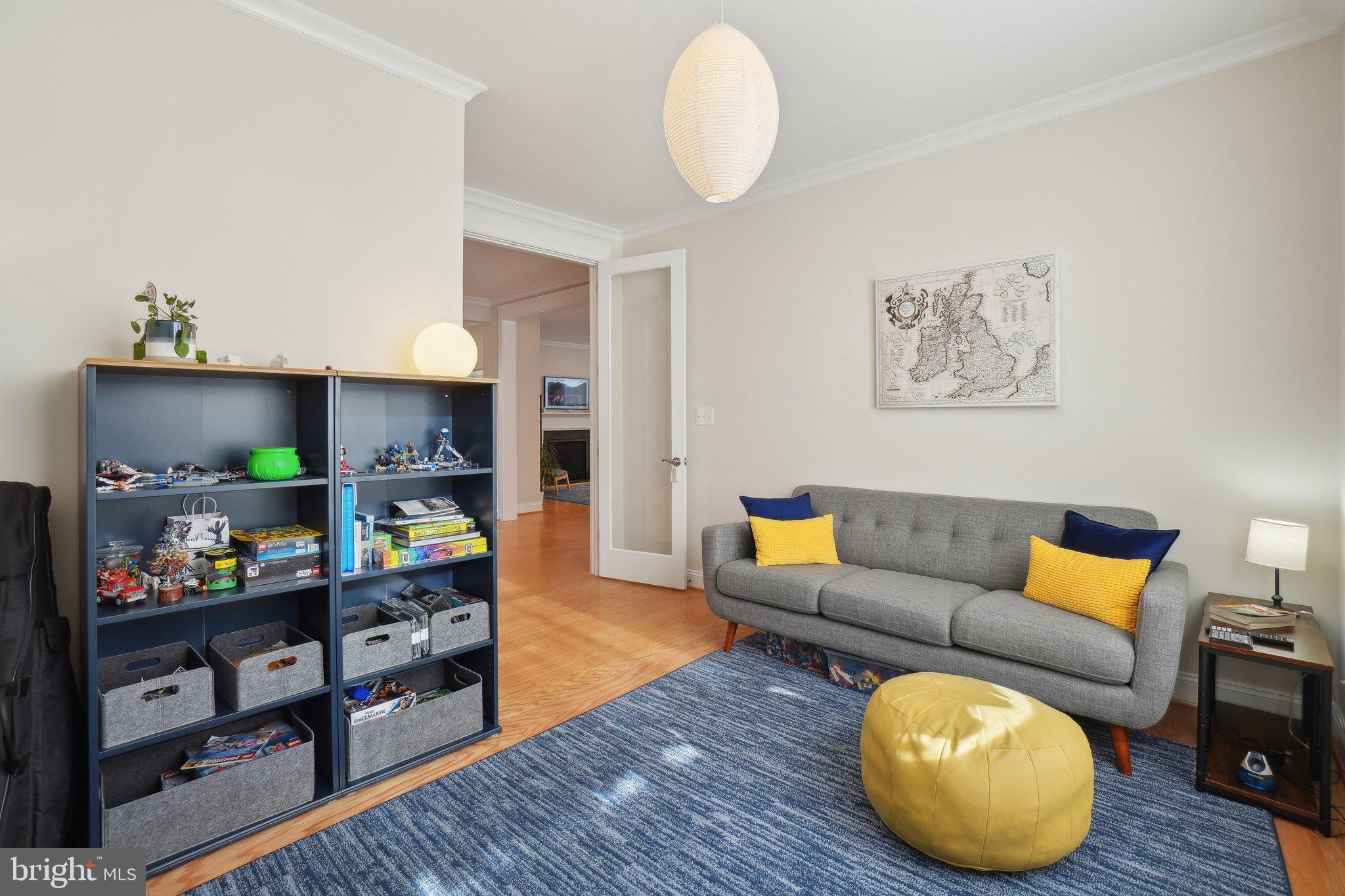 PIMMIT HILLS - Residential