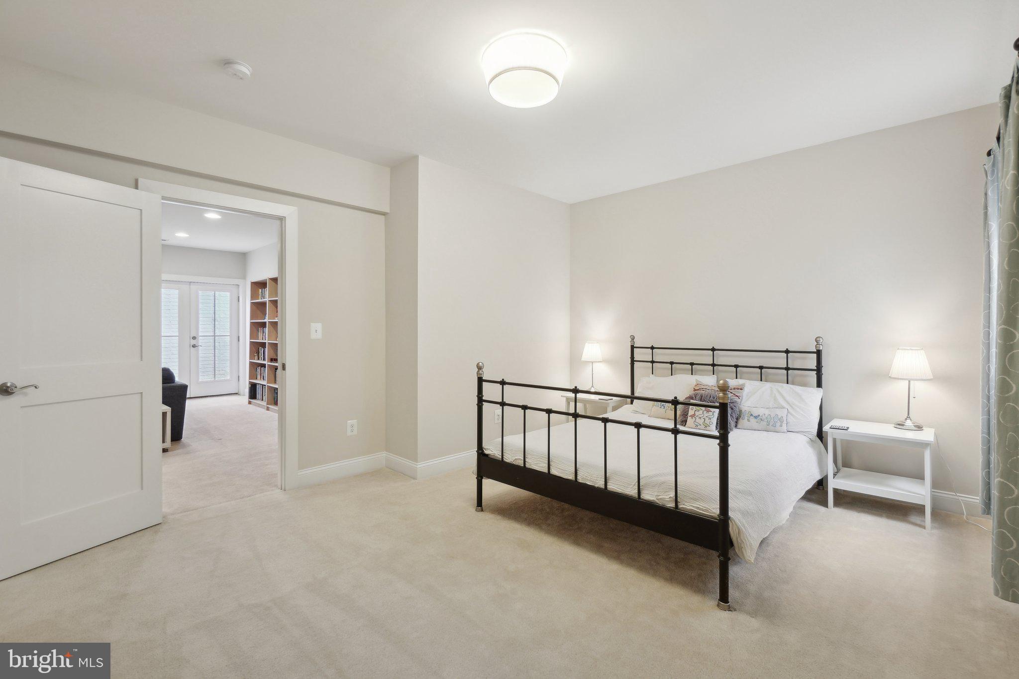 PIMMIT HILLS - Residential