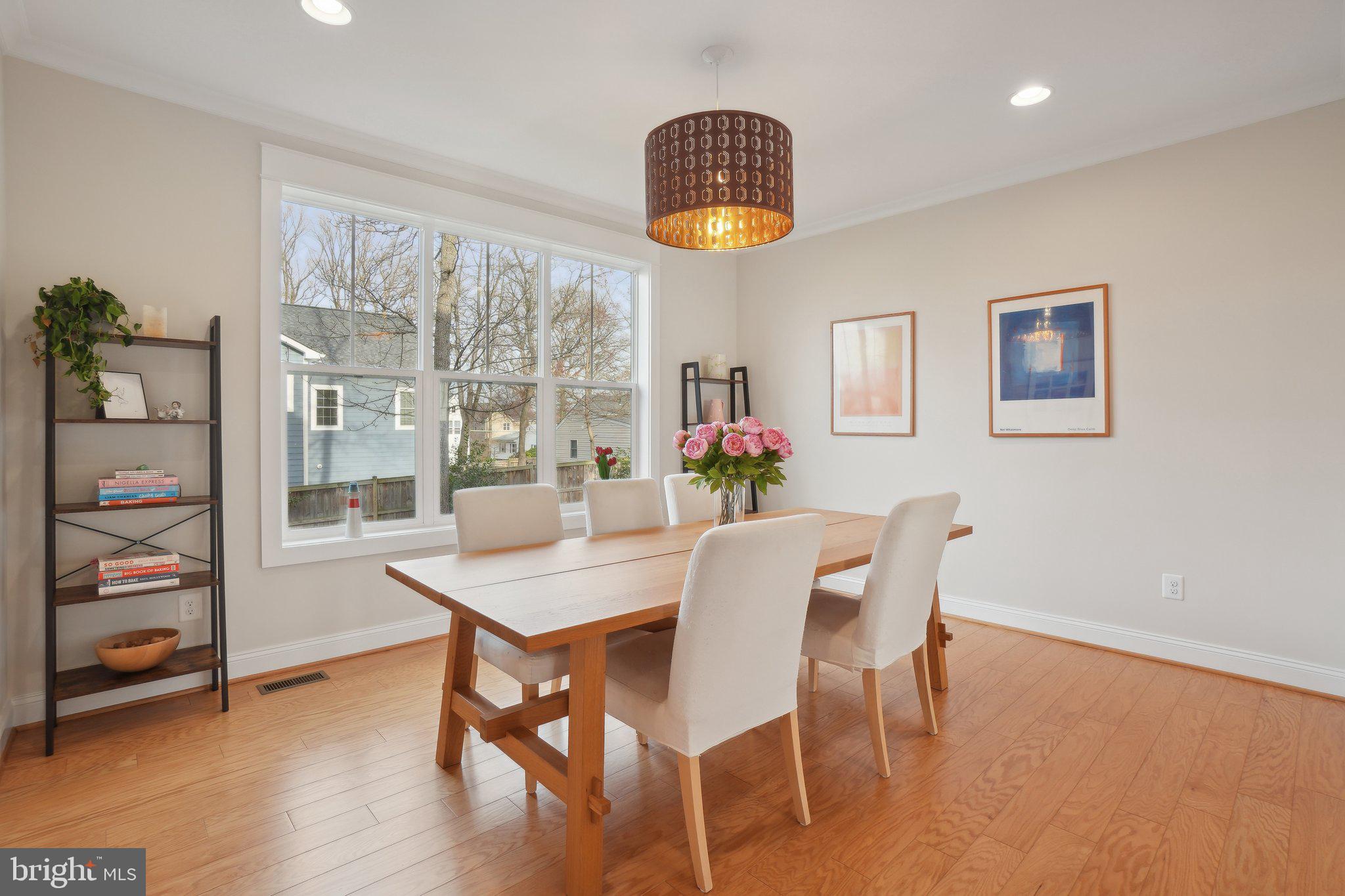 PIMMIT HILLS - Residential