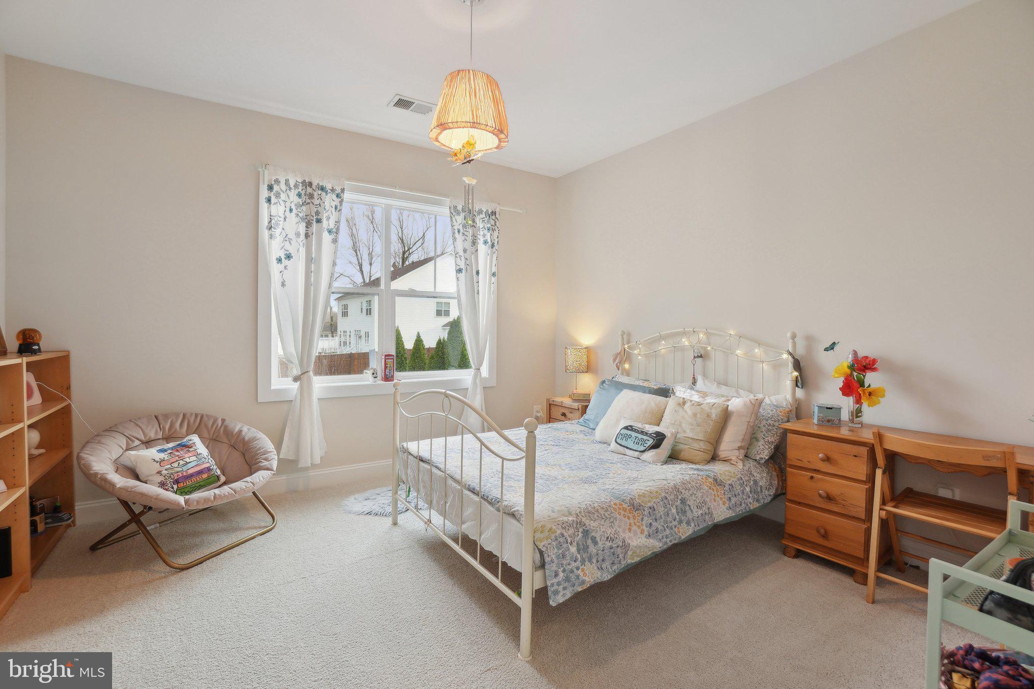 PIMMIT HILLS - Residential