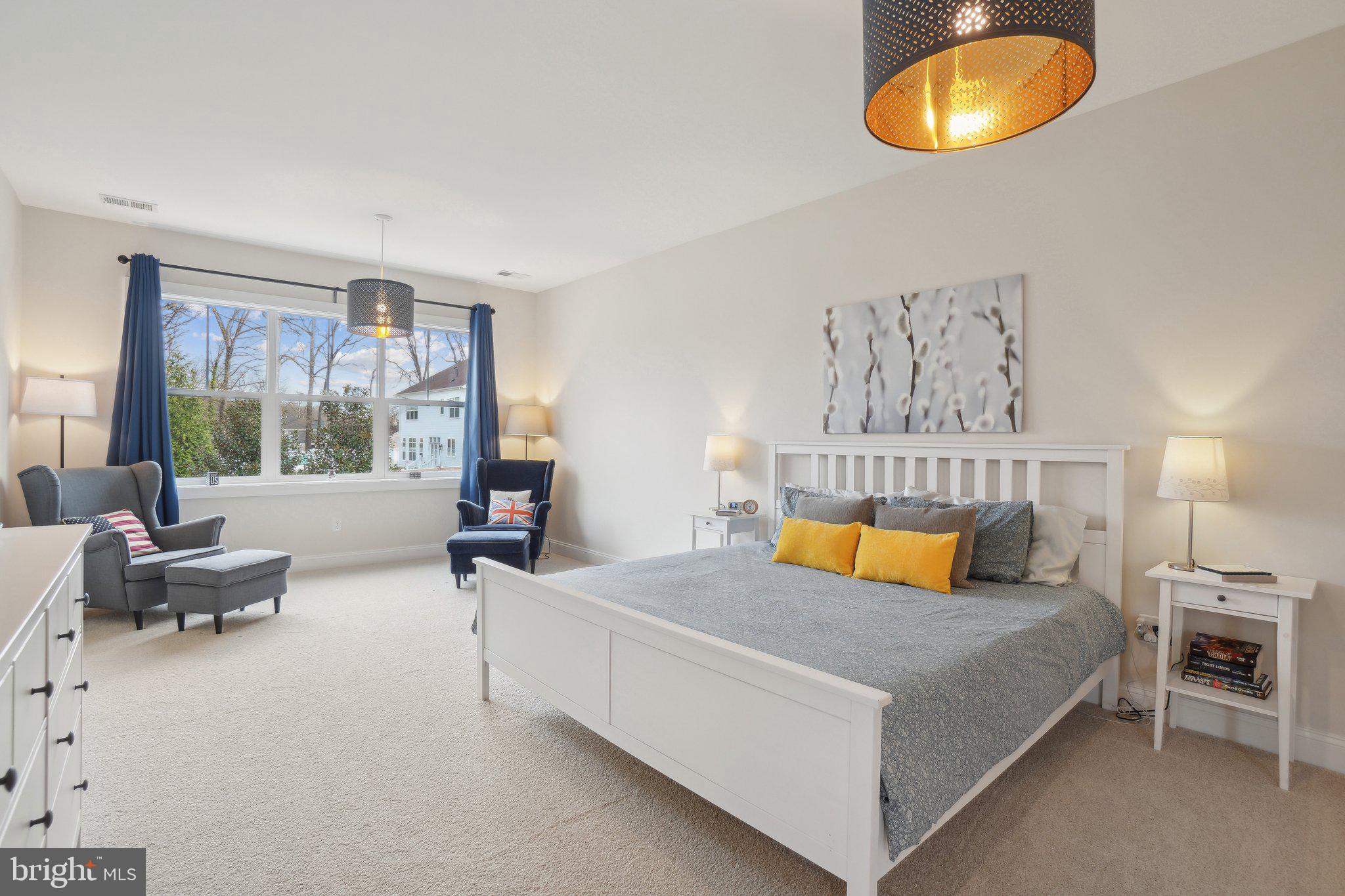 PIMMIT HILLS - Residential