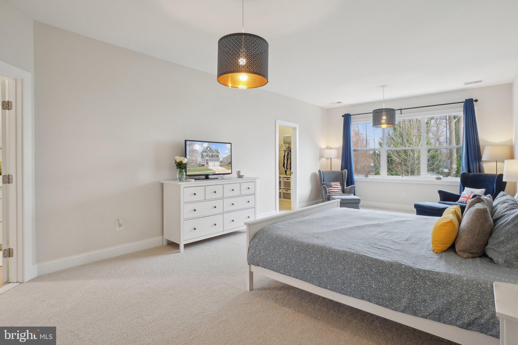 PIMMIT HILLS - Residential