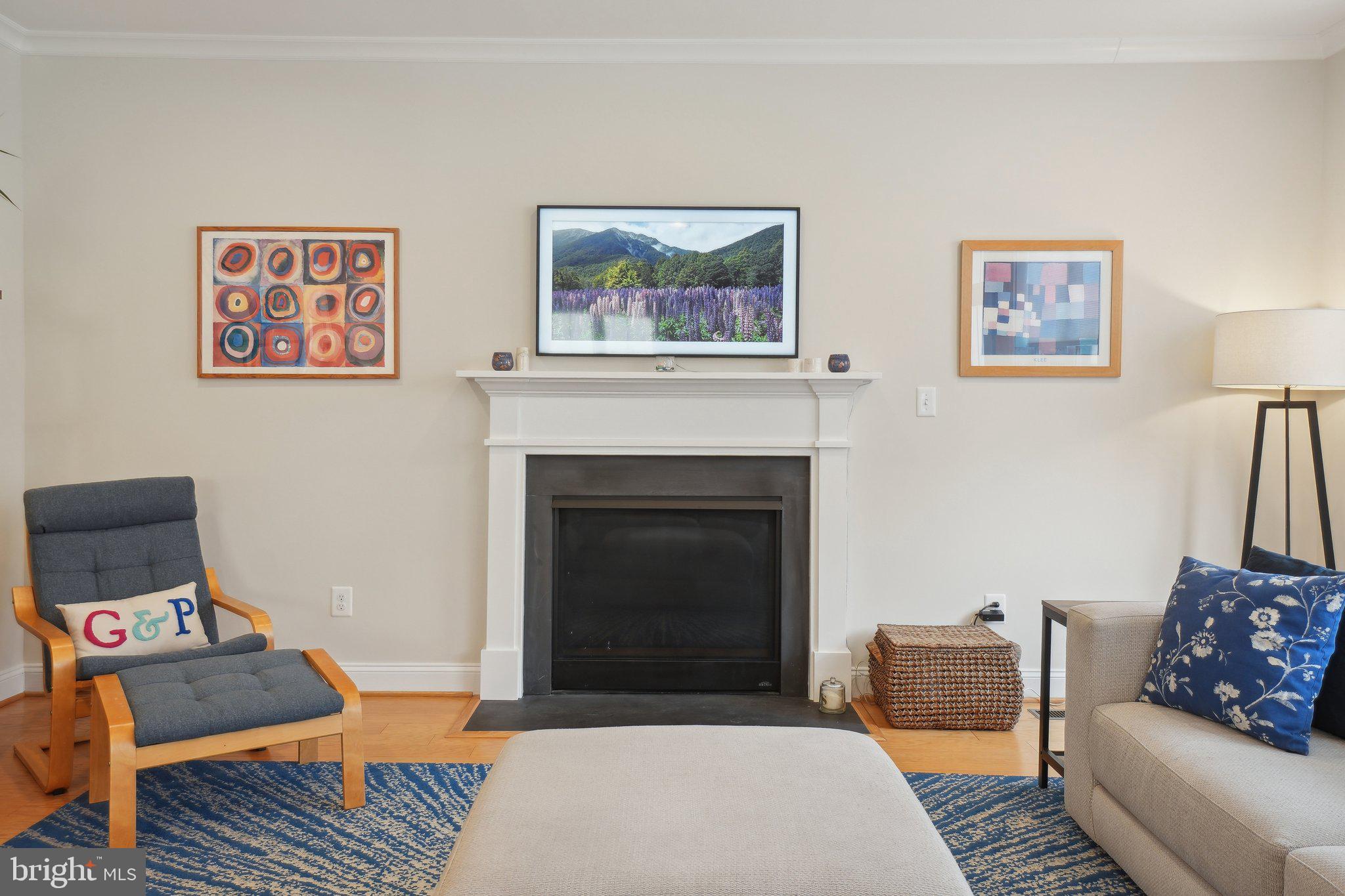 PIMMIT HILLS - Residential