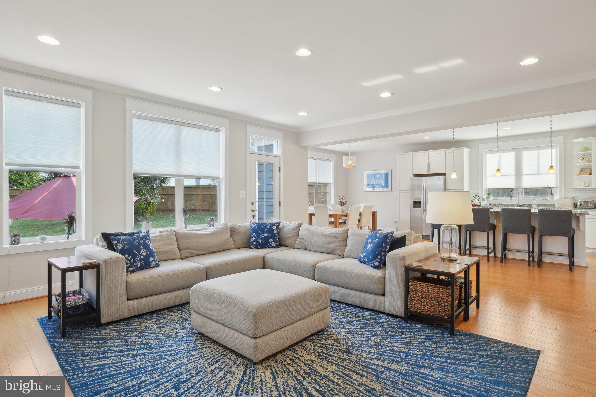 PIMMIT HILLS - Residential