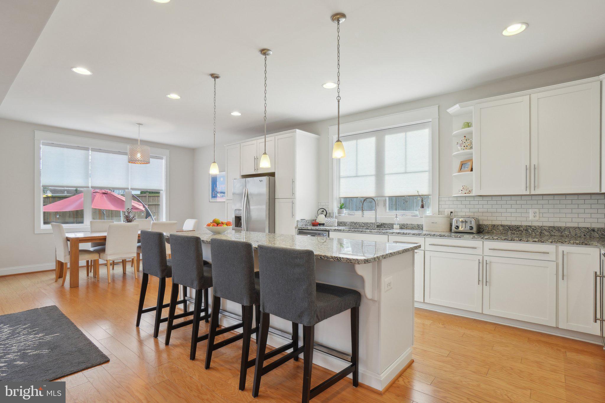 PIMMIT HILLS - Residential