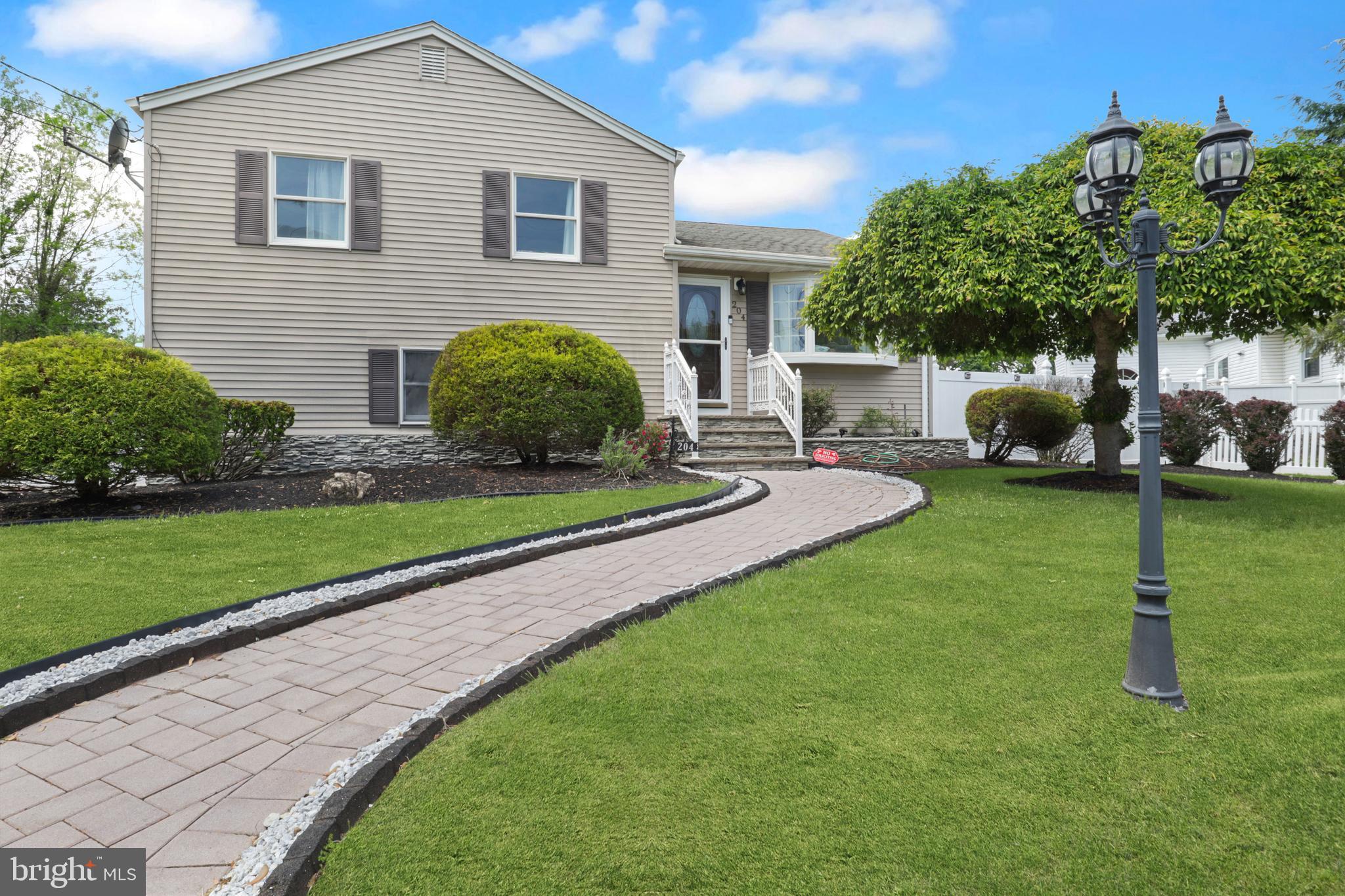 204 FRED ALLEN DRIVE