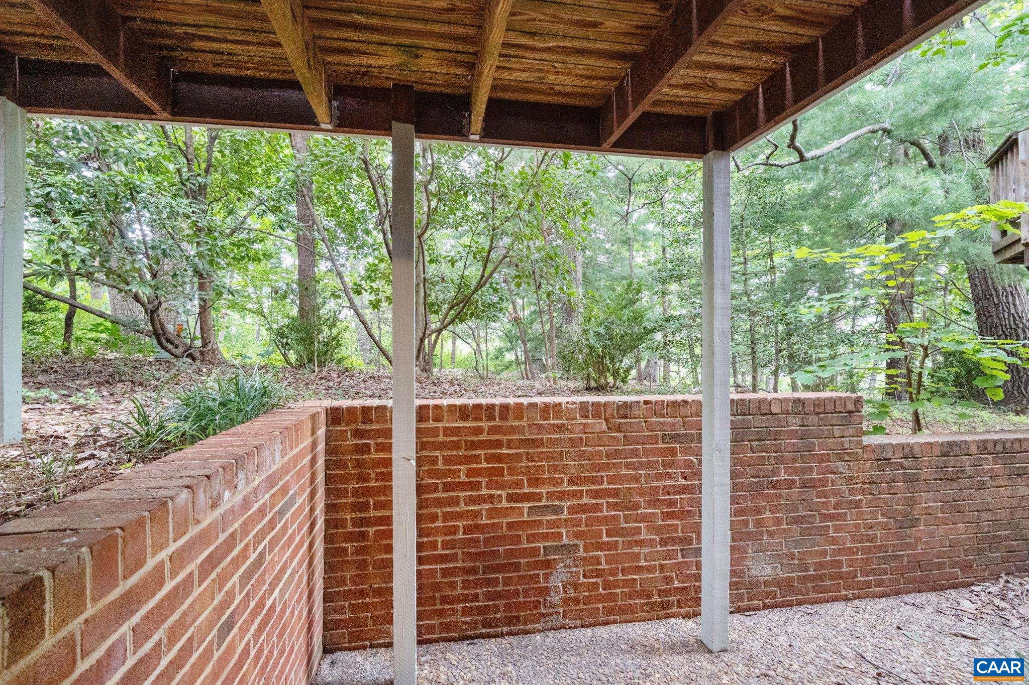 OLDE OAK COURT - Residential