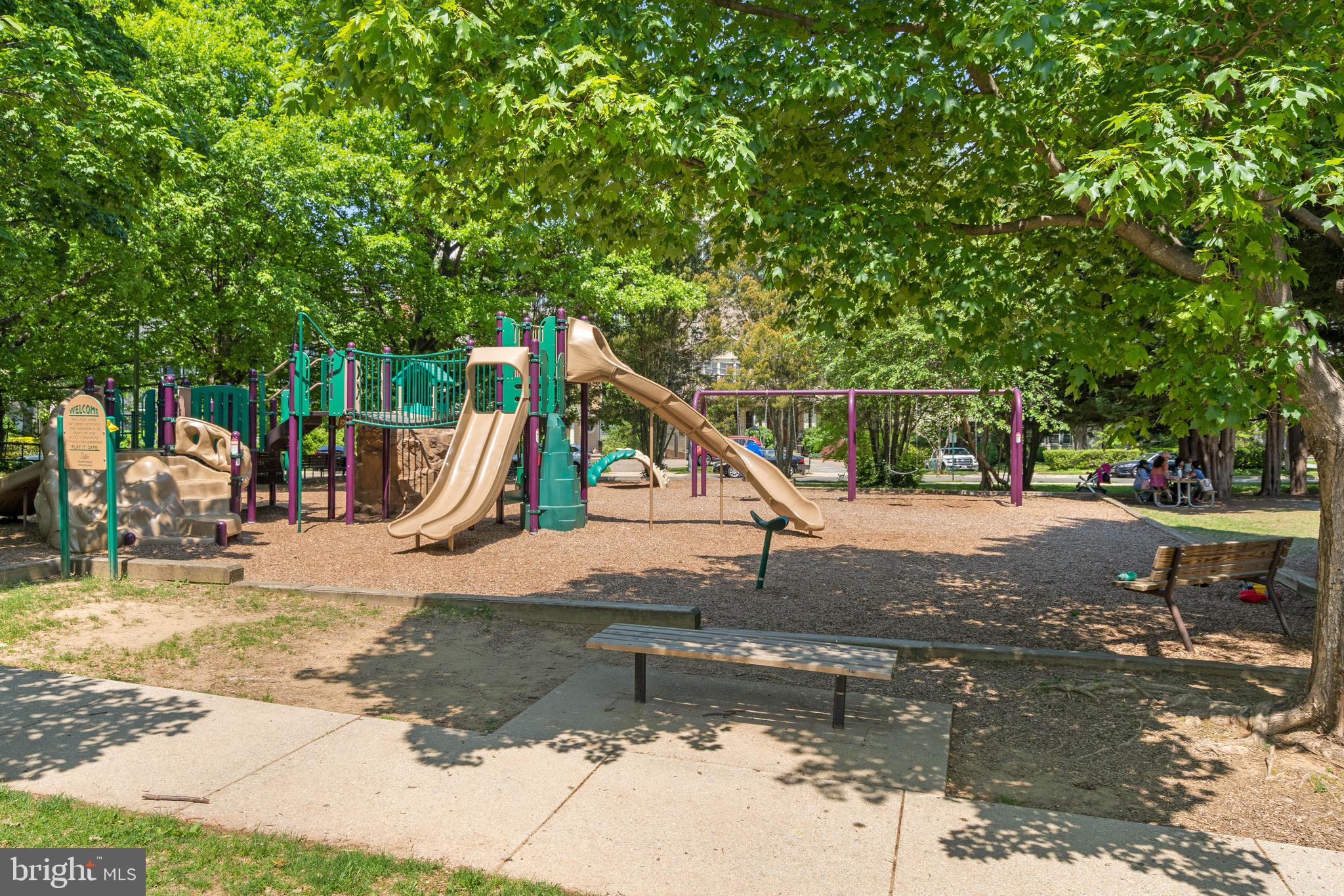 CHEVY CHASE - Residential