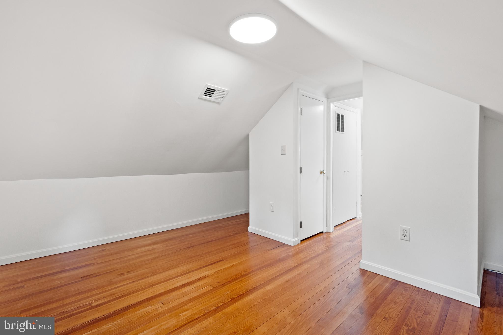 CHEVY CHASE - Residential