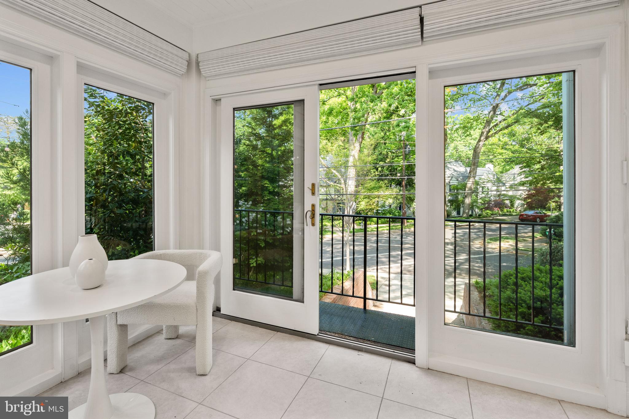 CHEVY CHASE - Residential