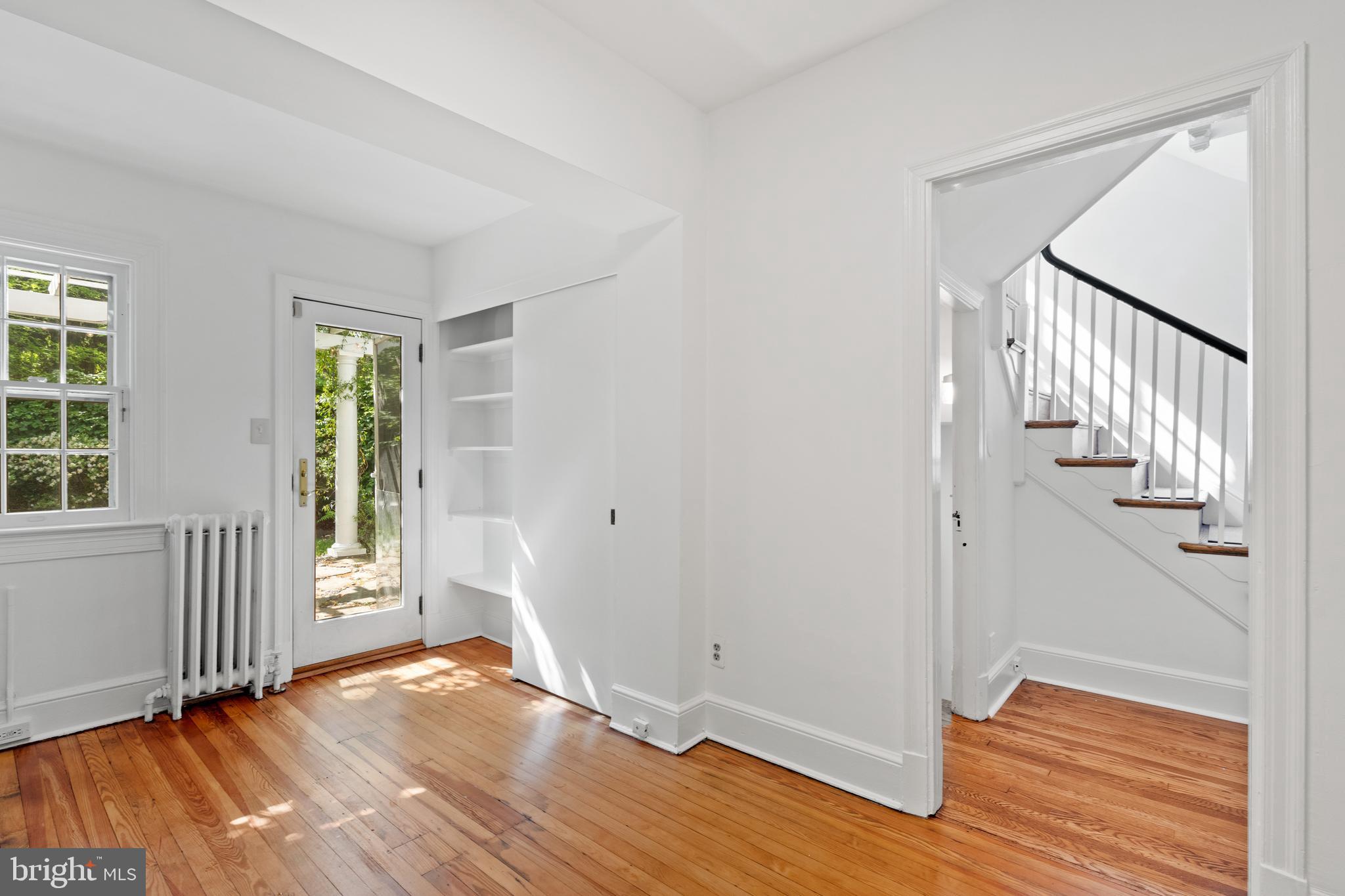 CHEVY CHASE - Residential