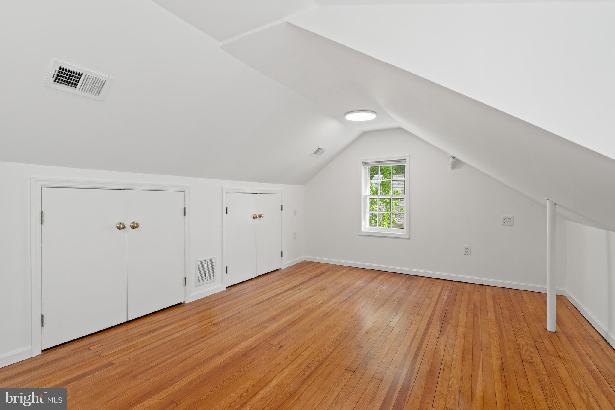 CHEVY CHASE - Residential