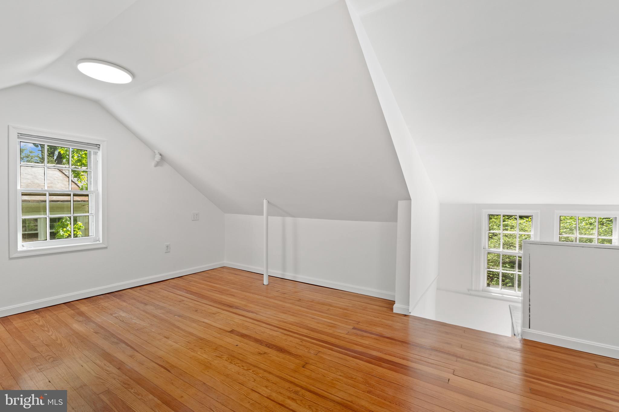 CHEVY CHASE - Residential