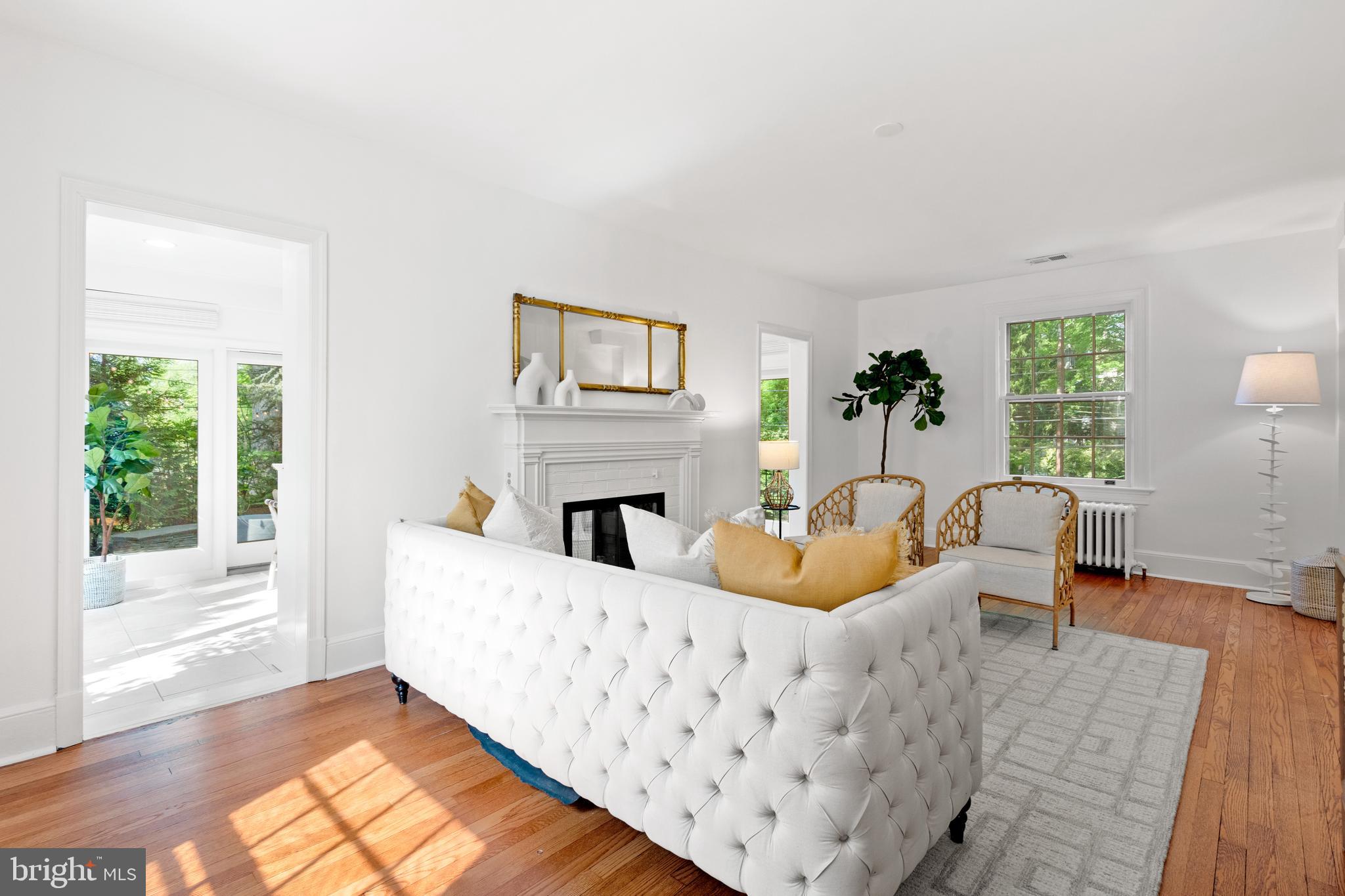 CHEVY CHASE - Residential