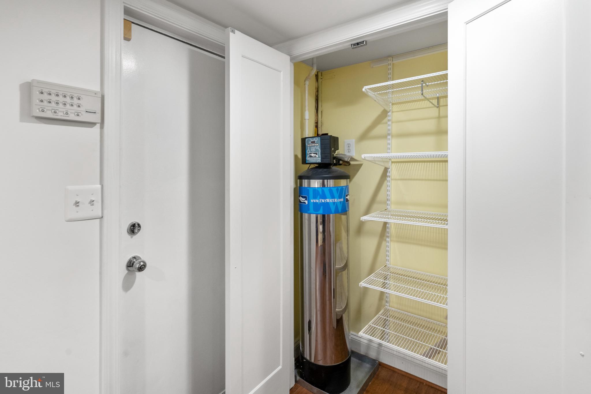 CHEVY CHASE - Residential