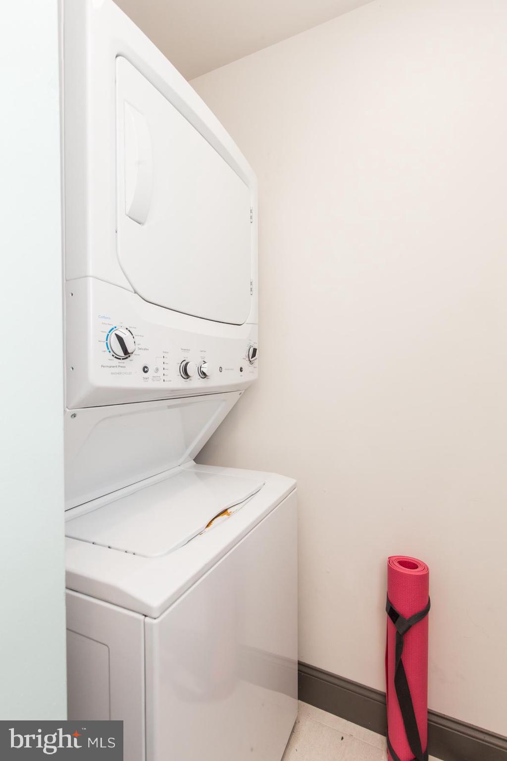 FRANCISVILLE - Residential Lease