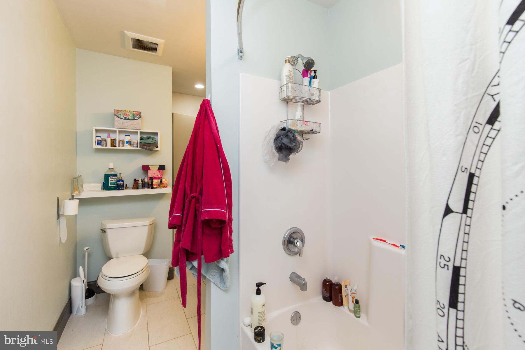 FRANCISVILLE - Residential Lease