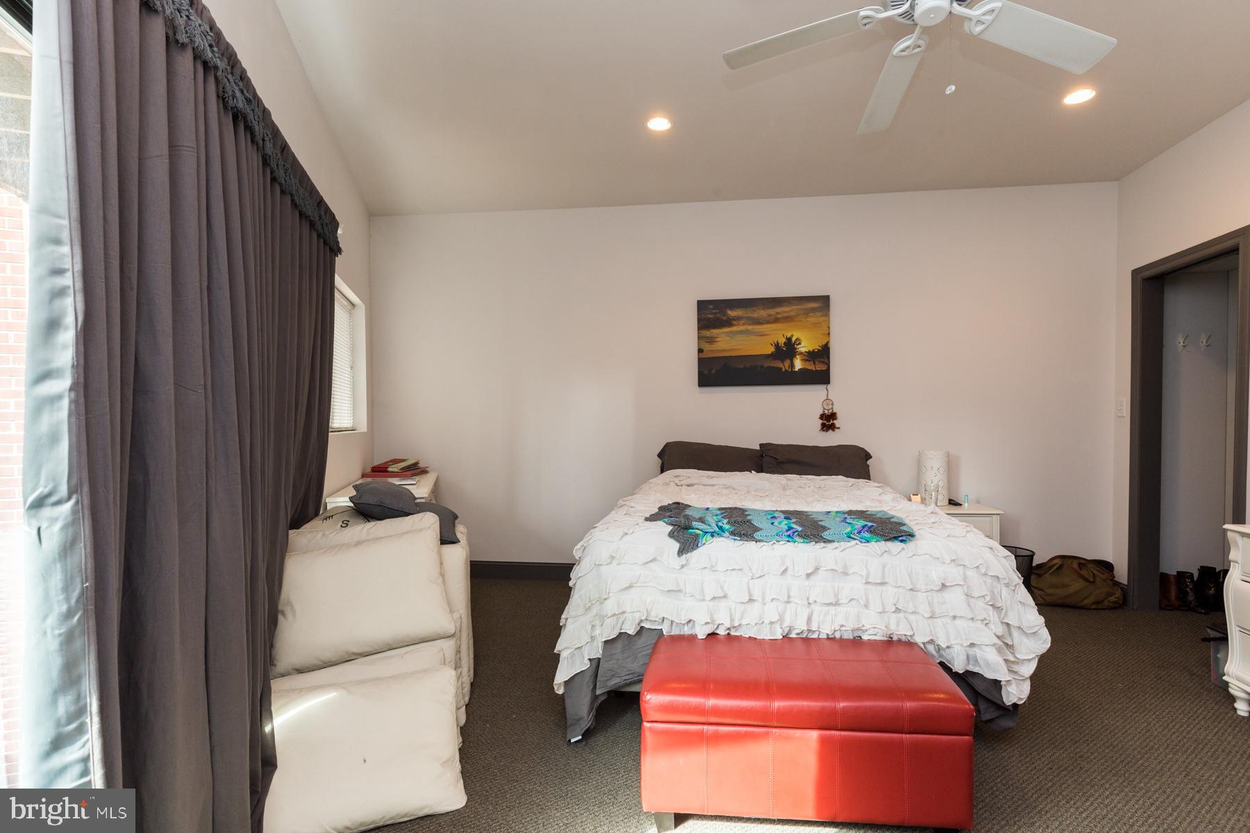 FRANCISVILLE - Residential Lease