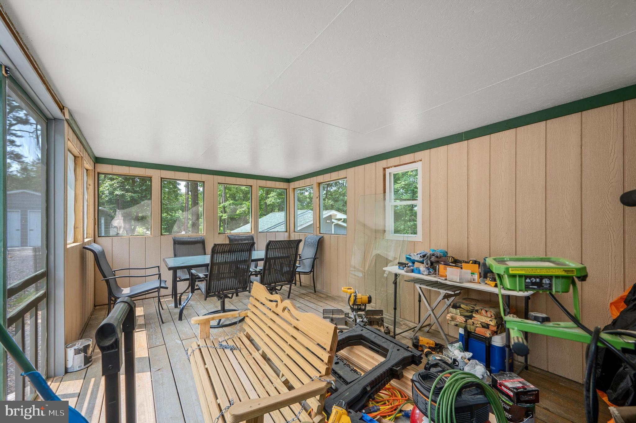 GOLDEN ACRES - Residential