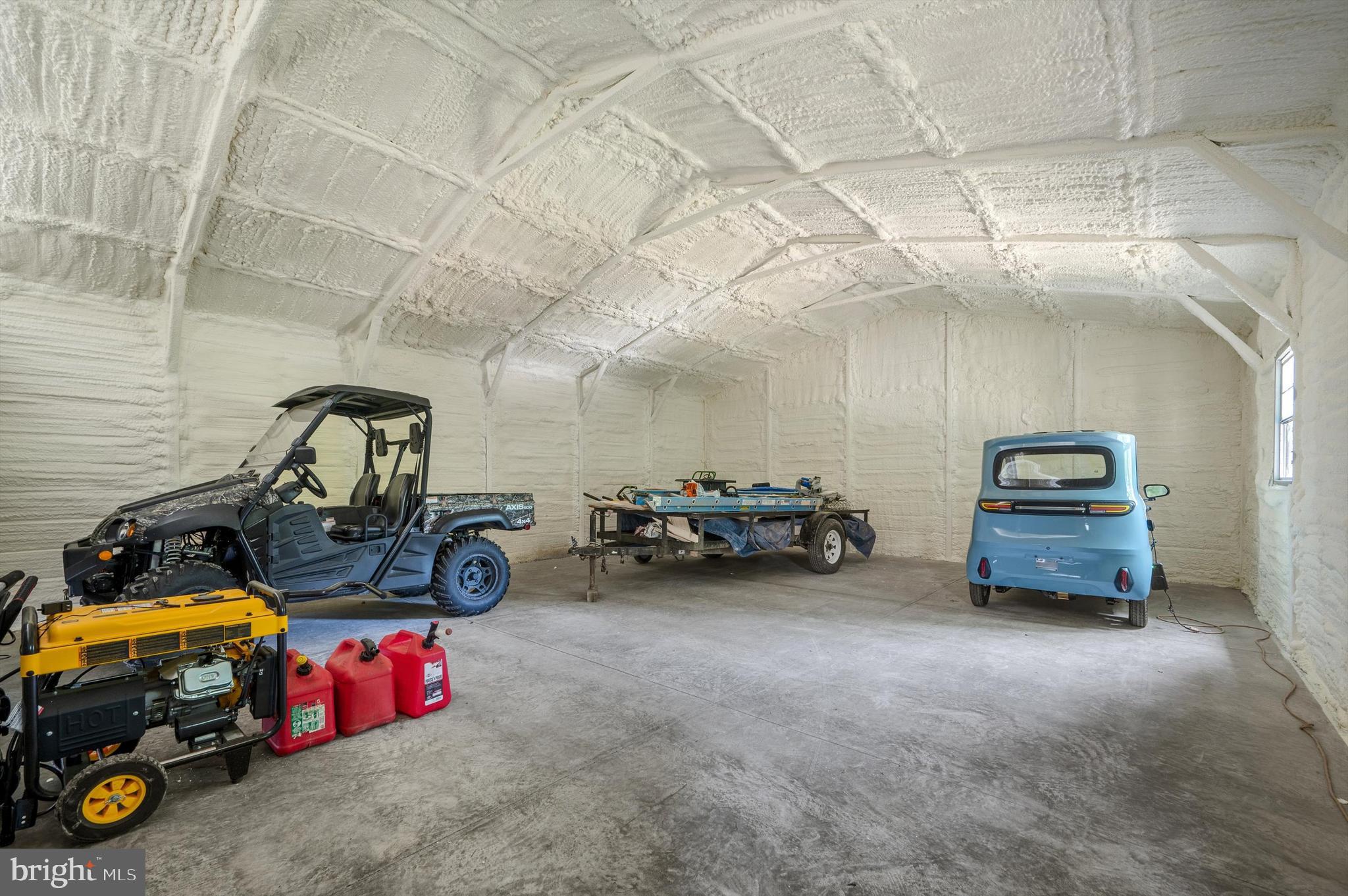 GOLDEN ACRES - Residential