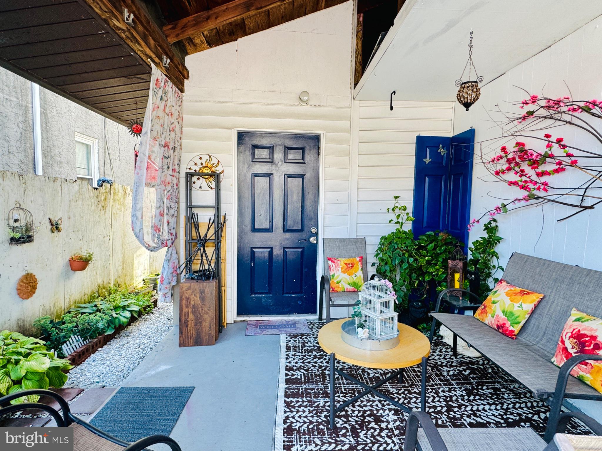239 PEARL STREET