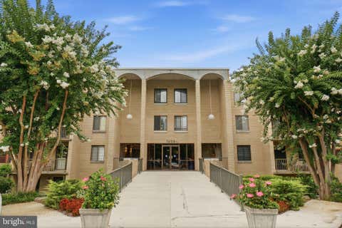 Condo For Sale - 7425 Democracy Boulevard #206<br/> BETHESDA, MD 20817