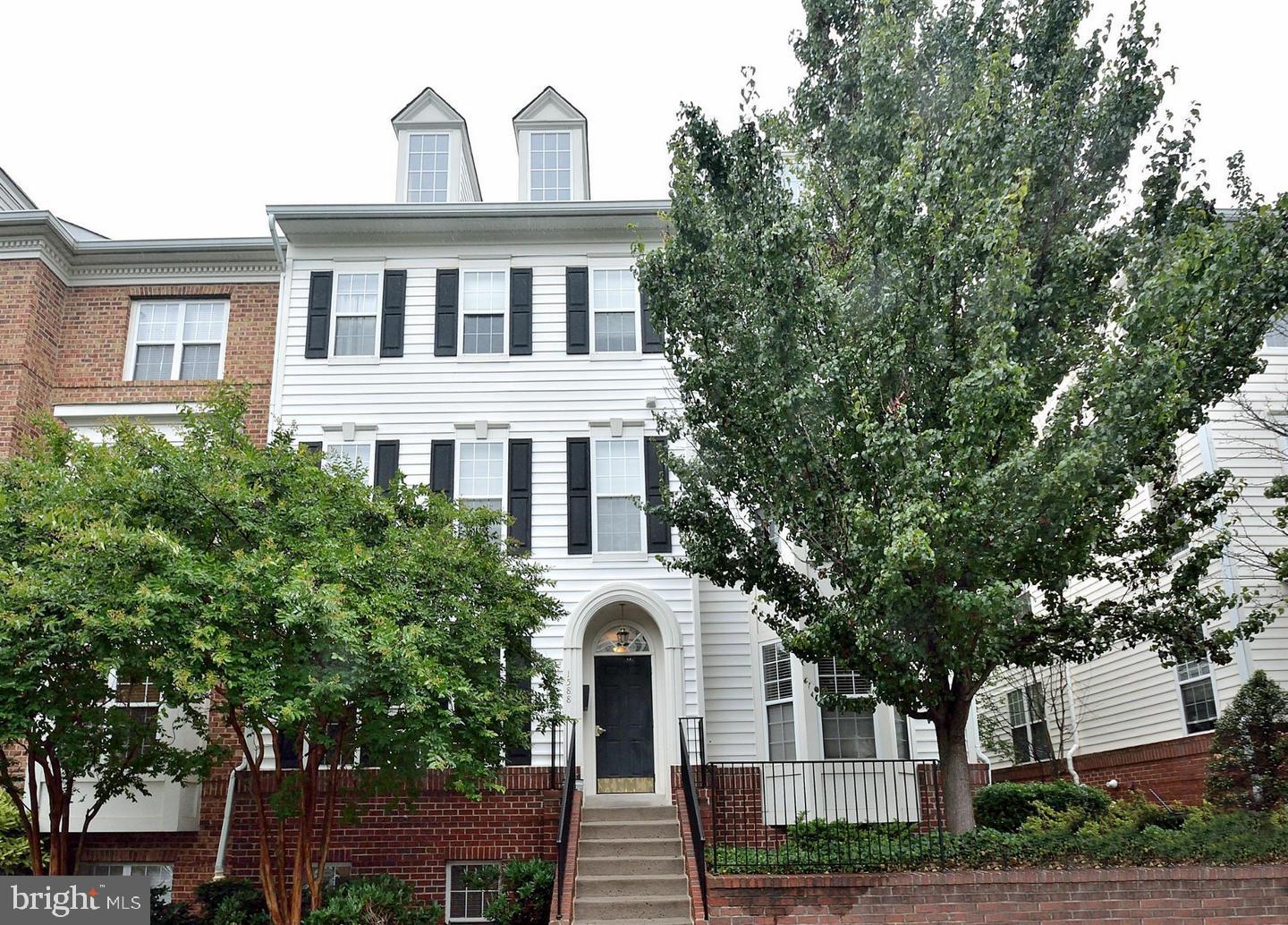 WESTWOOD VILLAGE - Residential