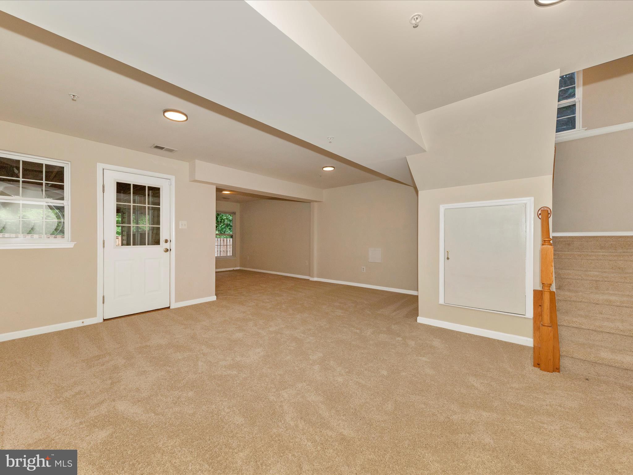 SPRING RIDGE - Residential