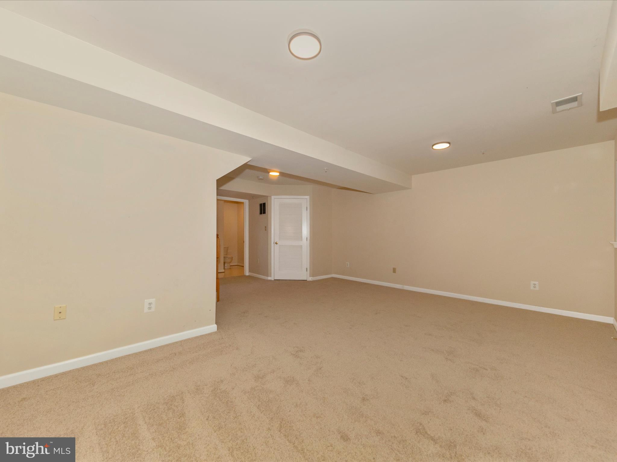 SPRING RIDGE - Residential