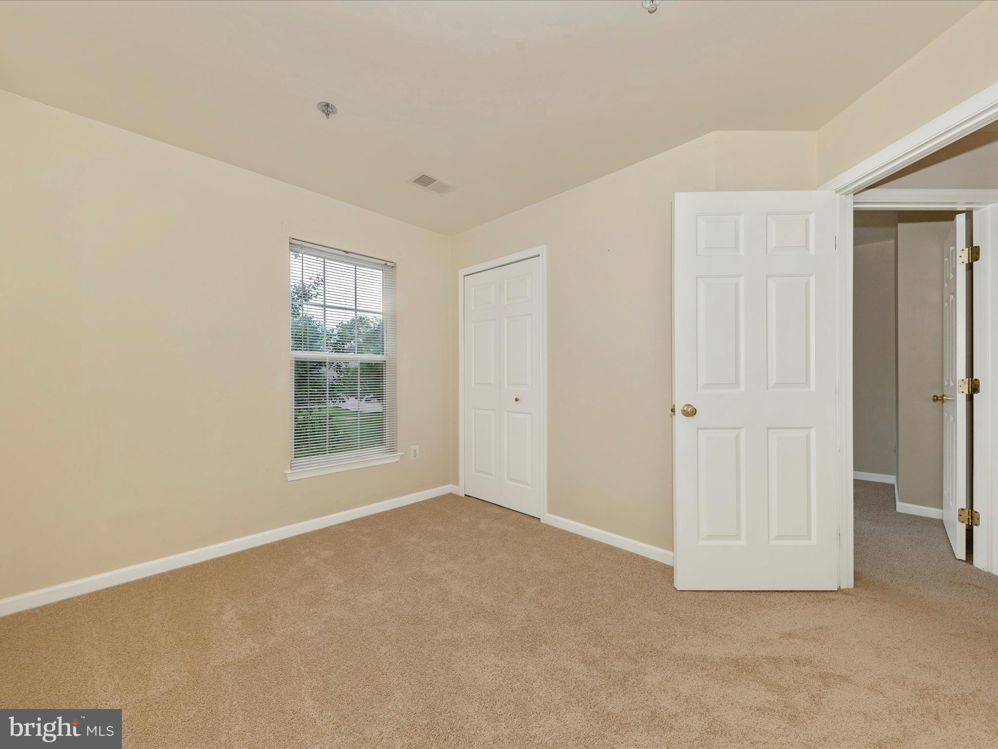 SPRING RIDGE - Residential